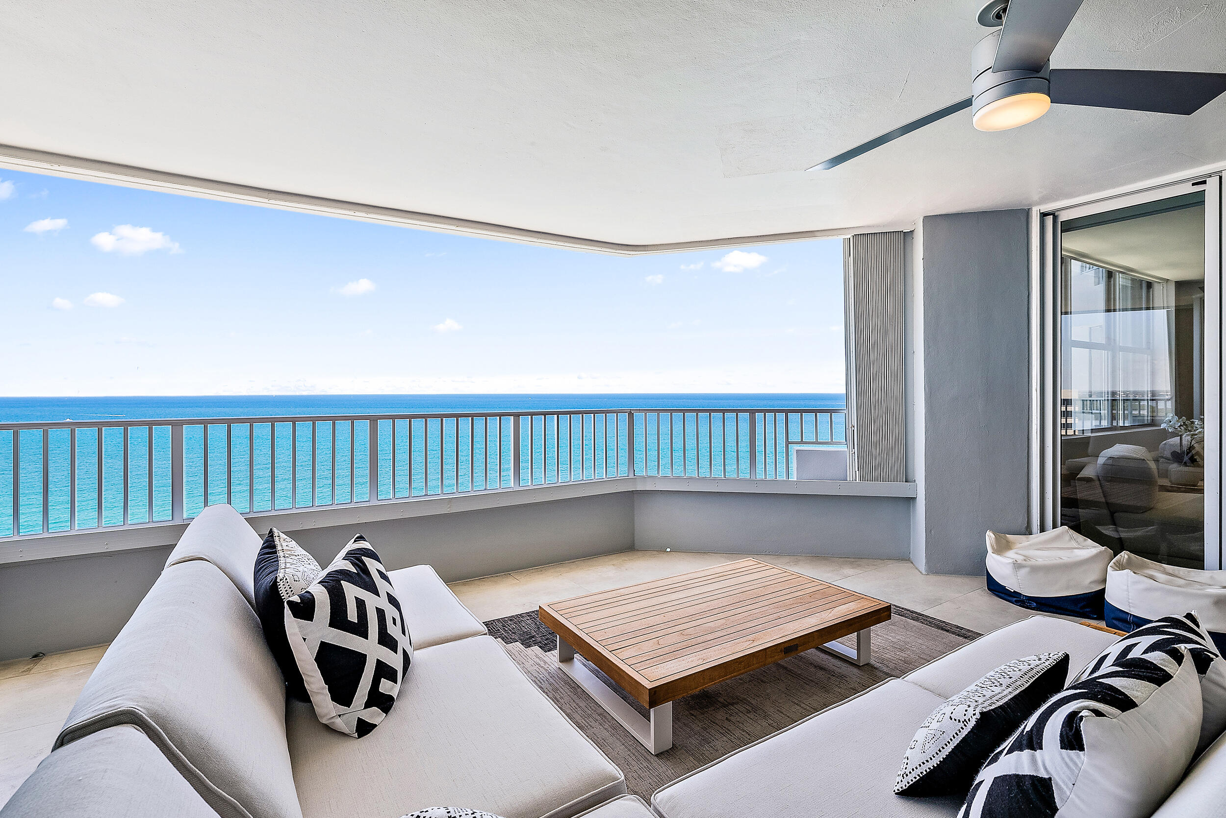 CORNICHE CONDO - Residential