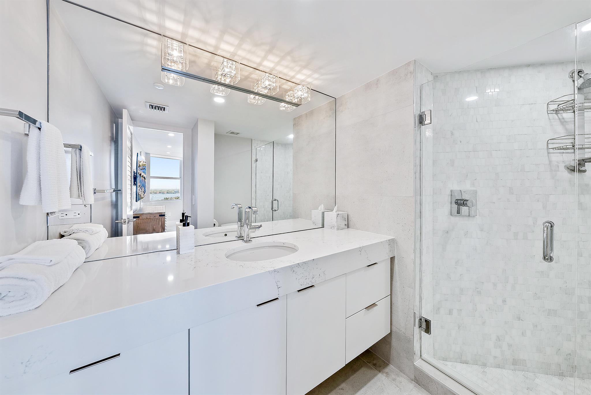 CORNICHE CONDO - Residential