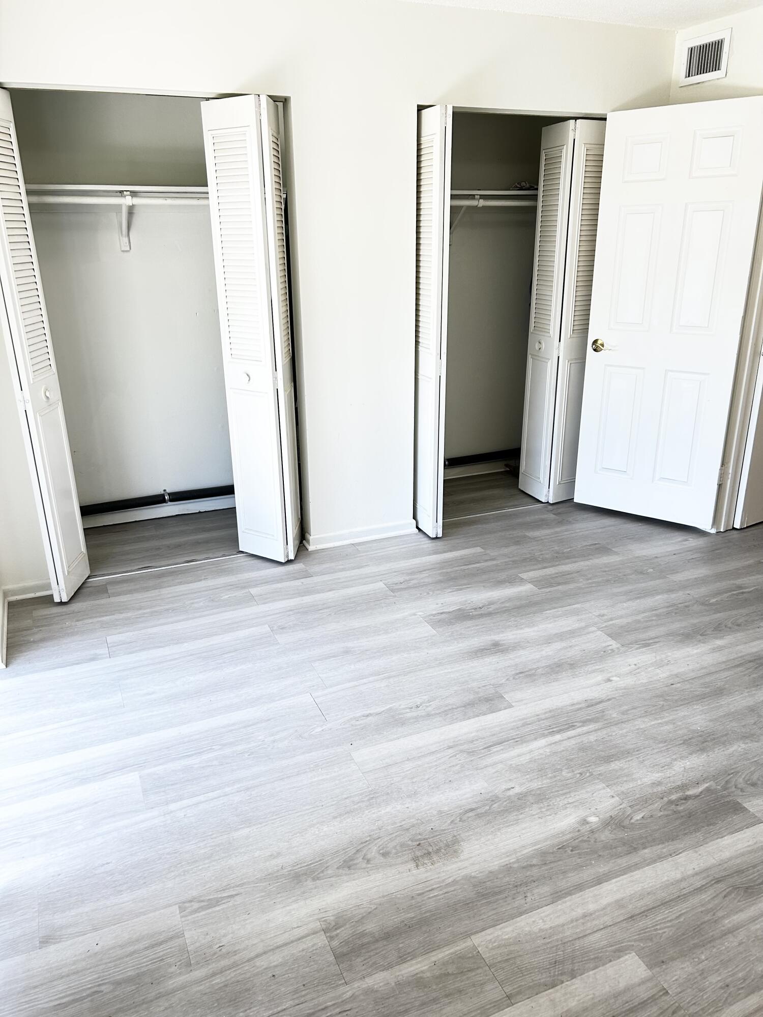 CEDAR POINTE CONDO - Residential Lease