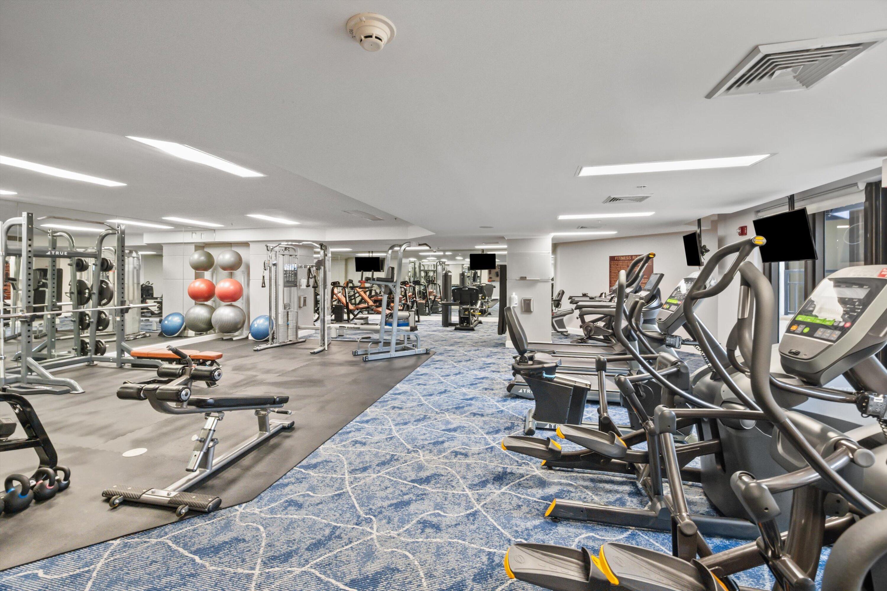 ONE CITY PLAZA - Residential