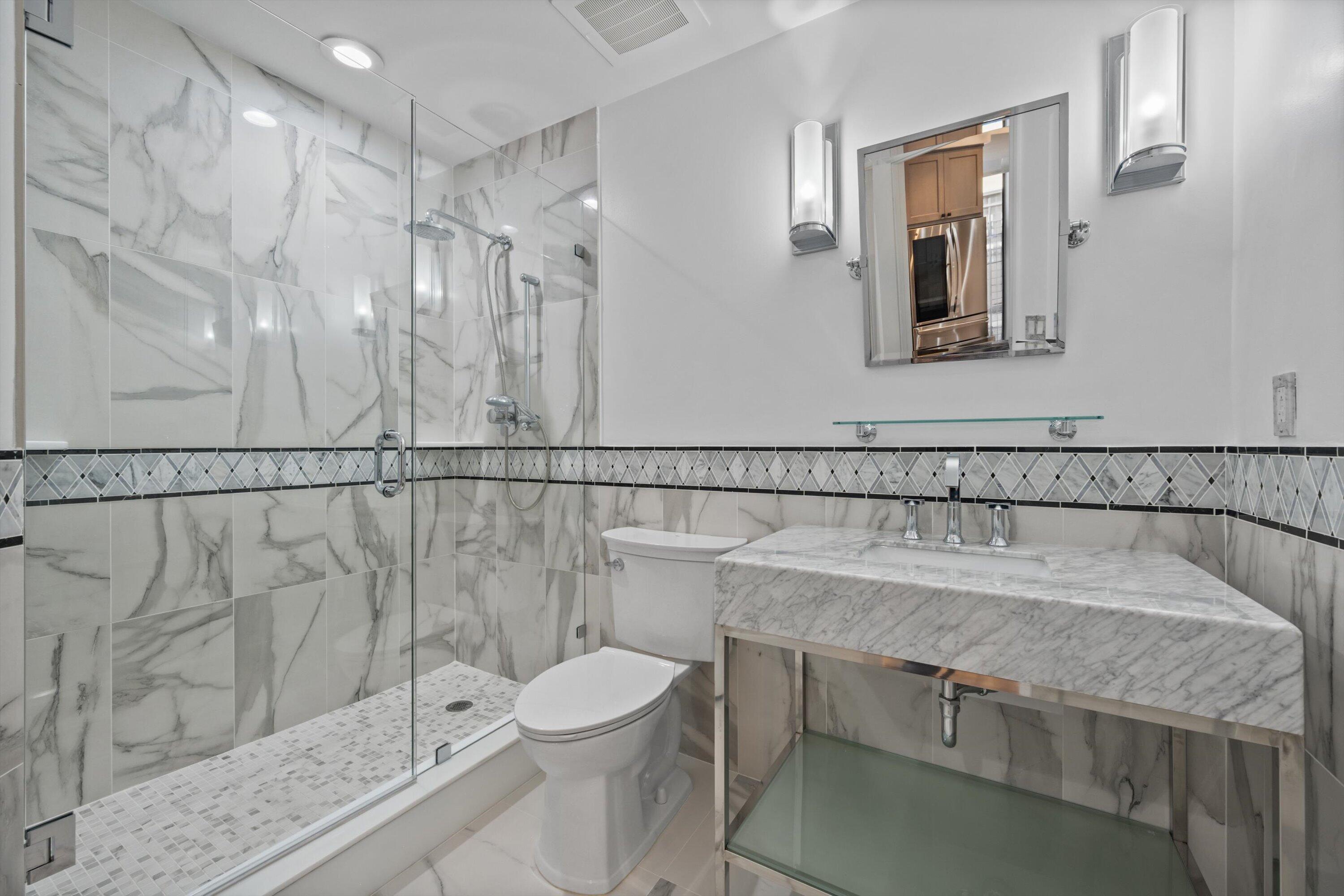 ONE CITY PLAZA - Residential