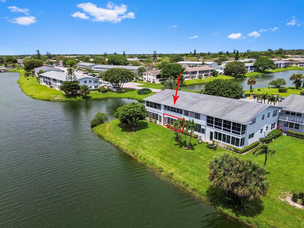 Photo of 2 Chatham A, West Palm Beach, FL 33417 (MLS # B26020287)