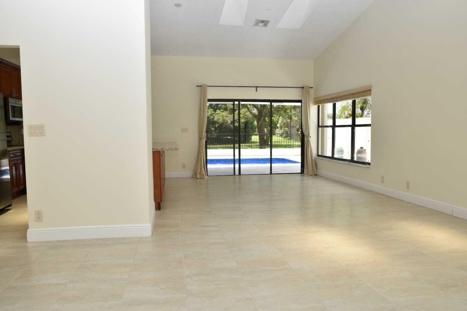 Pradera Via Verde Ph 01 R - Residential Lease