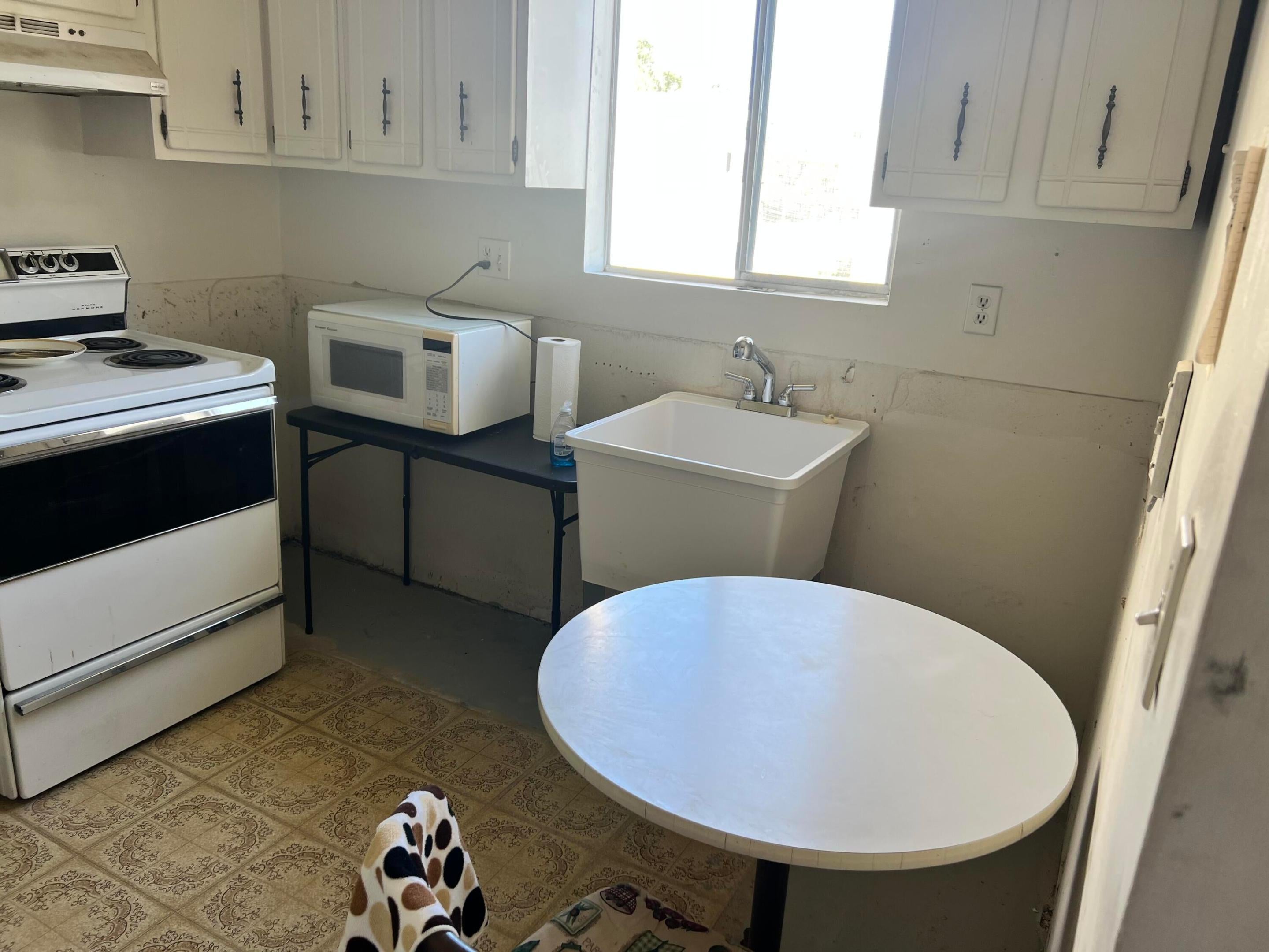 1551 NE 13th Terrace A16
