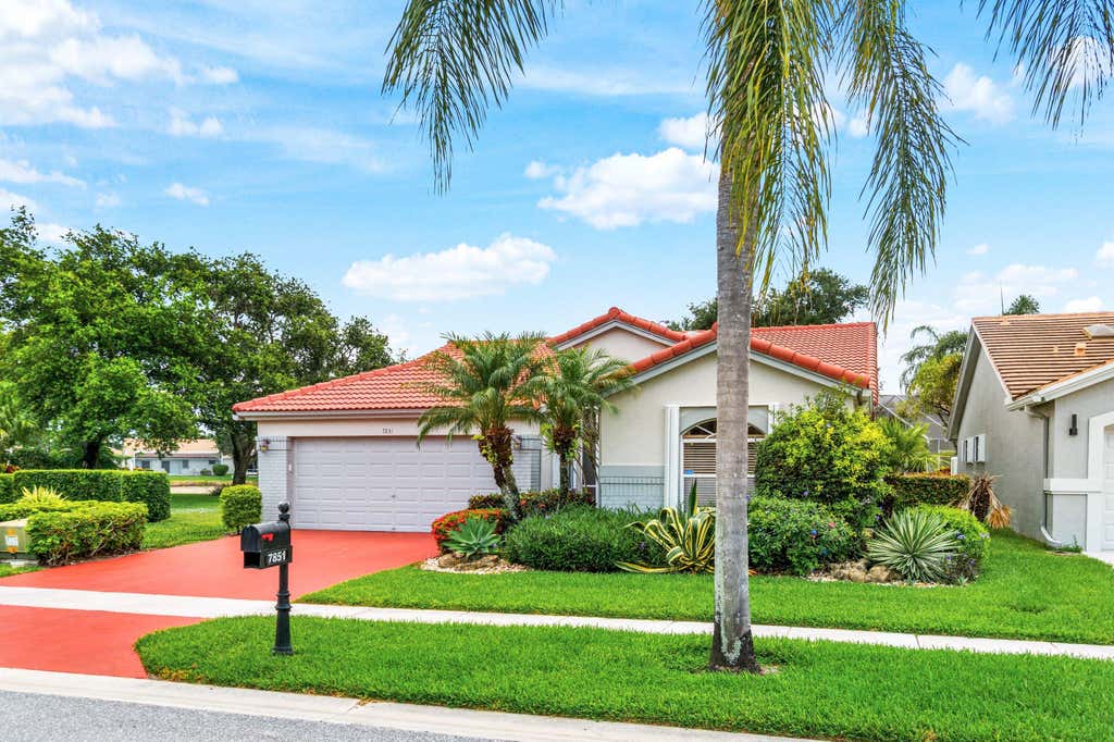 Photo of 7851 Sailing Shores Terrace, Boynton Beach, FL 33437 (MLS # B26034753)
