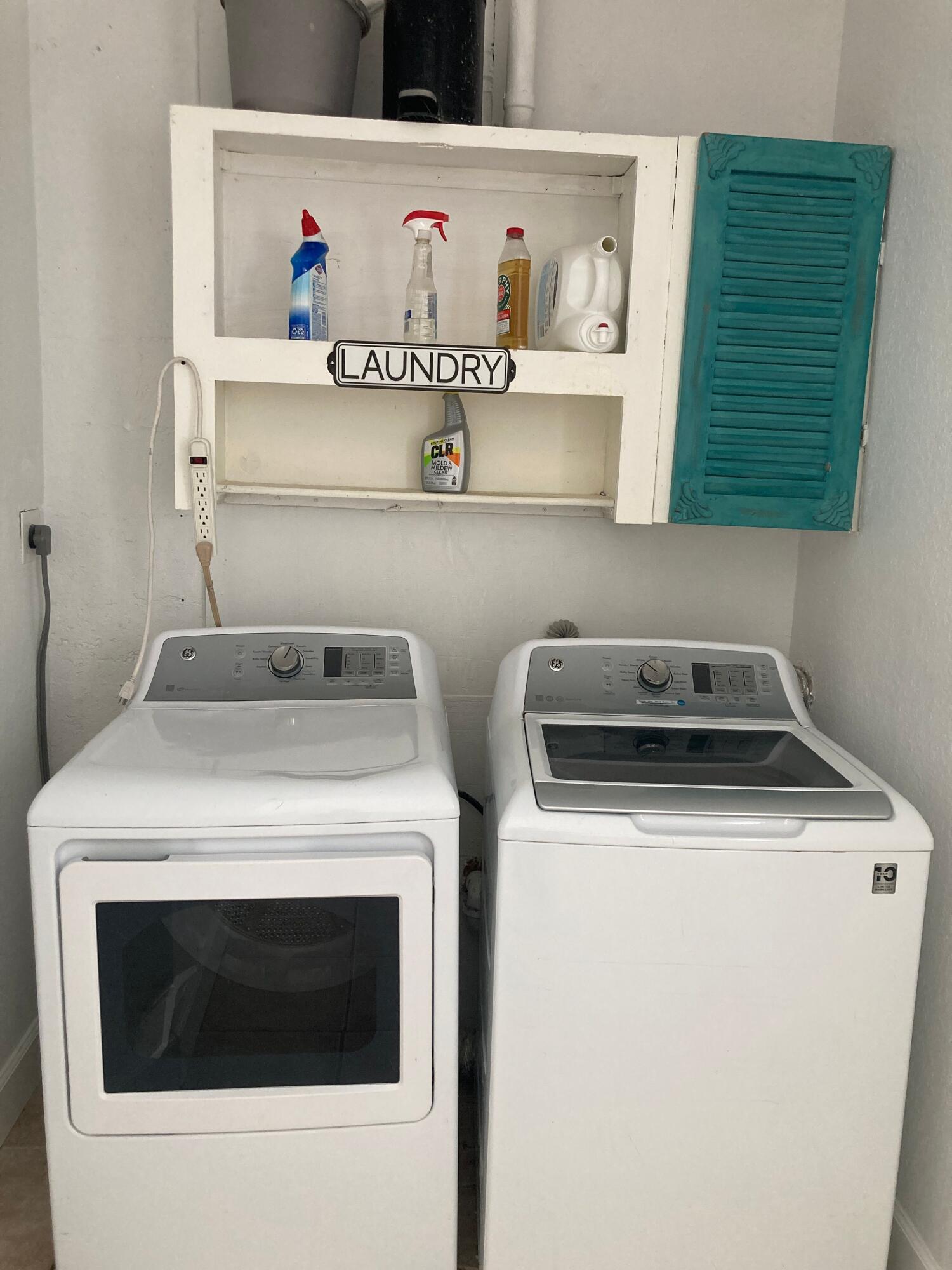 NORTH PALM BCH 3 - Residential Lease