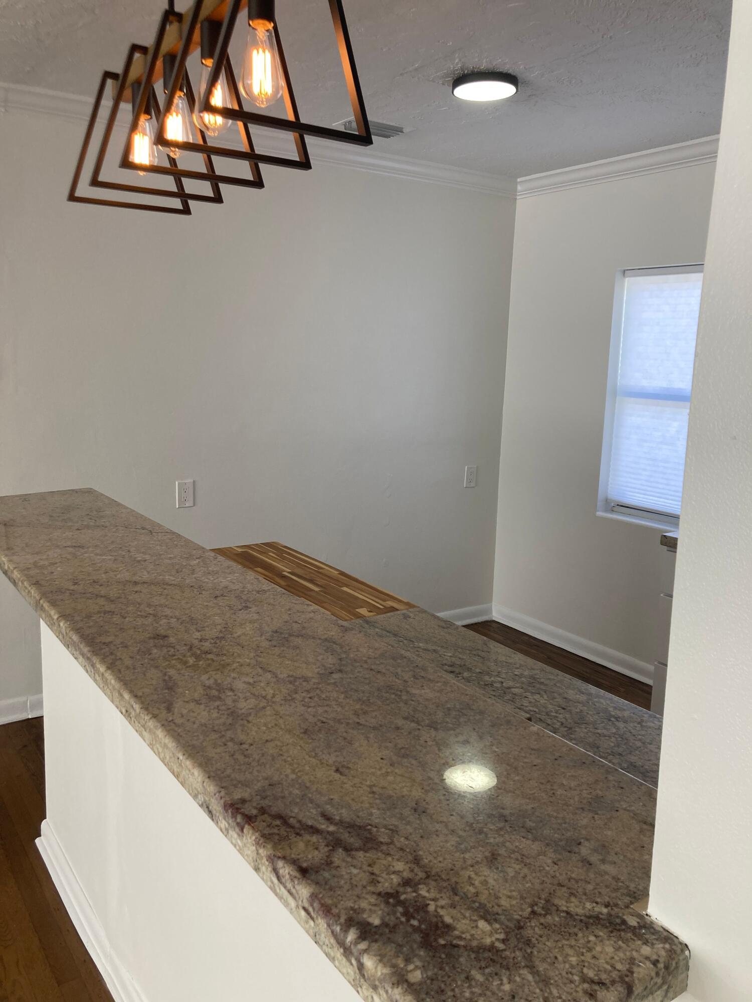 NORTH PALM BCH 3 - Residential Lease