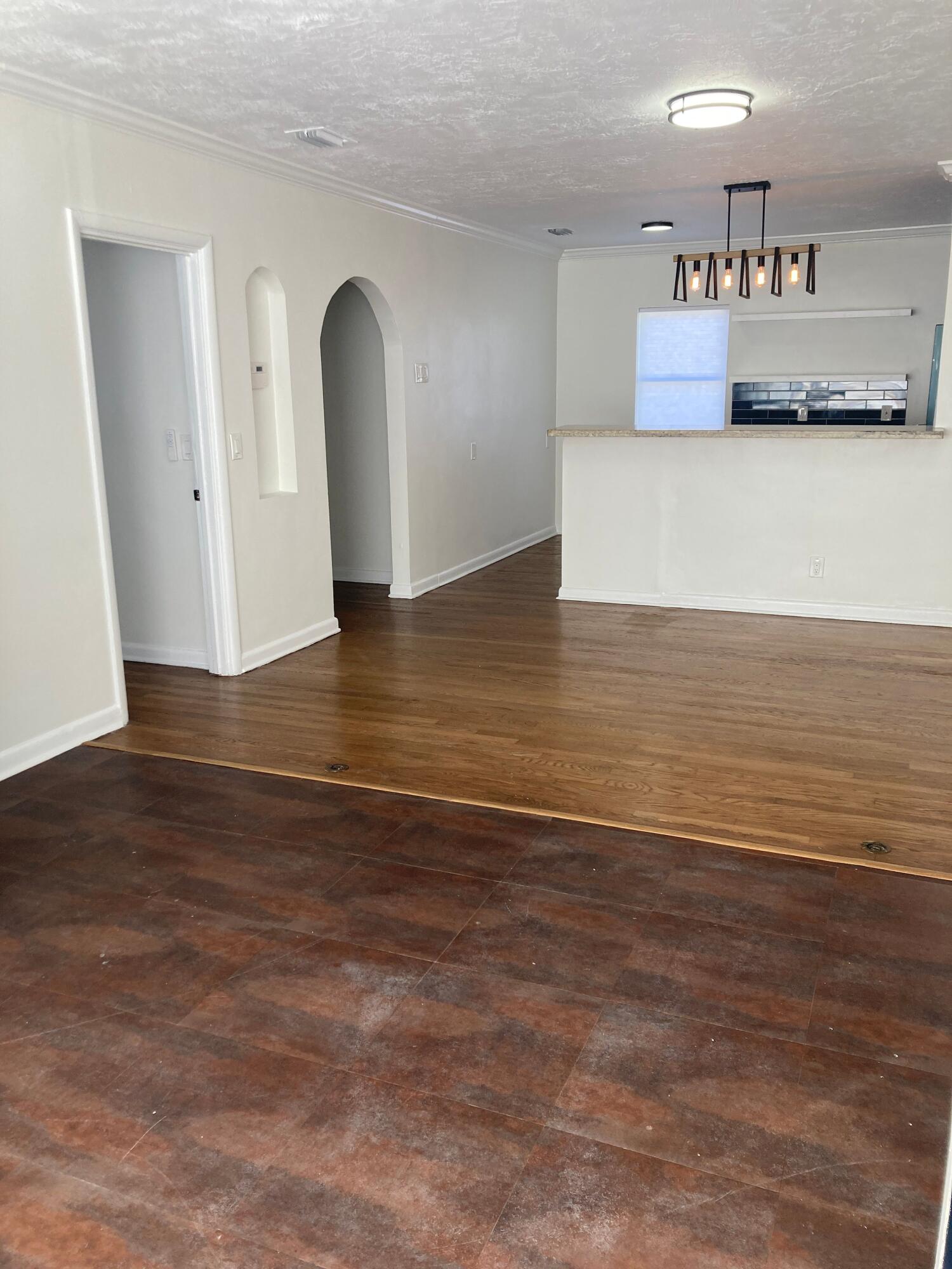 NORTH PALM BCH 3 - Residential Lease