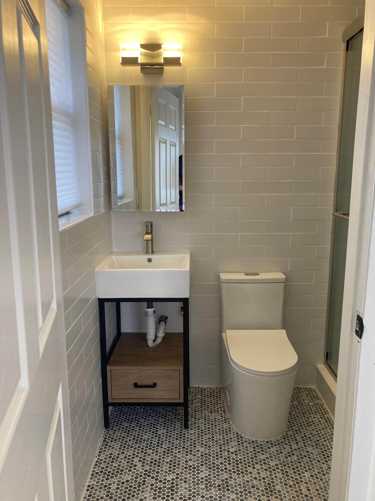 NORTH PALM BCH 3 - Residential Lease