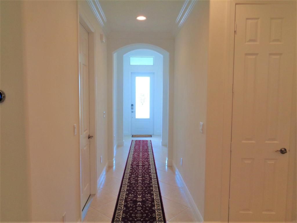 Photo of 2597 Bella Vista Circle, Vero Beach, FL 32966 (MLS # R10978719)