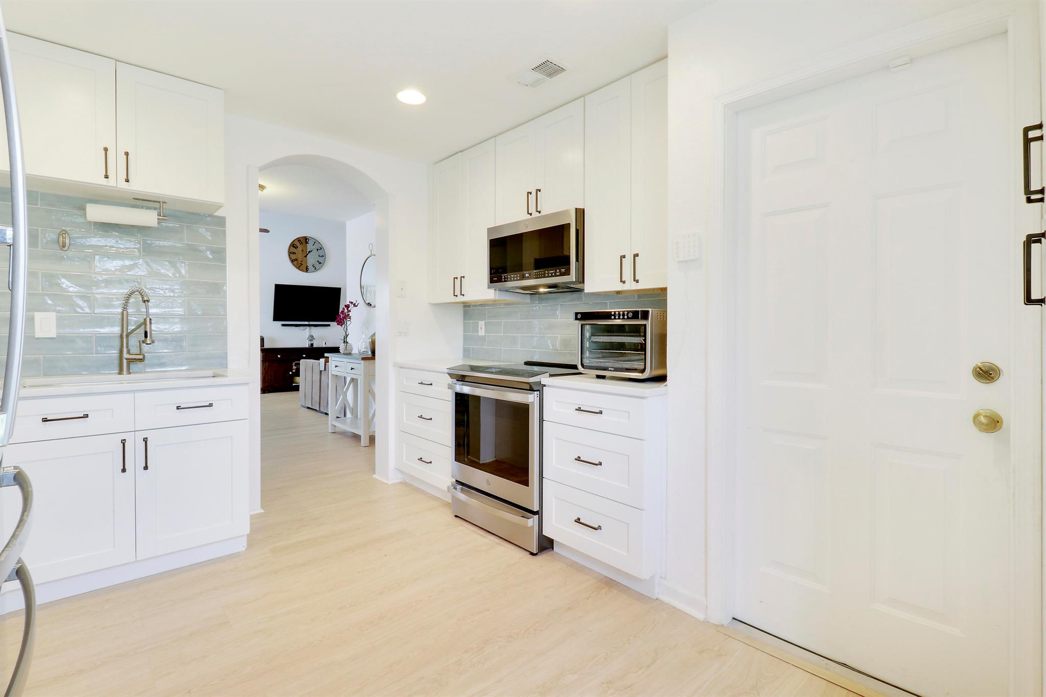 144 Pennock Landing Circle