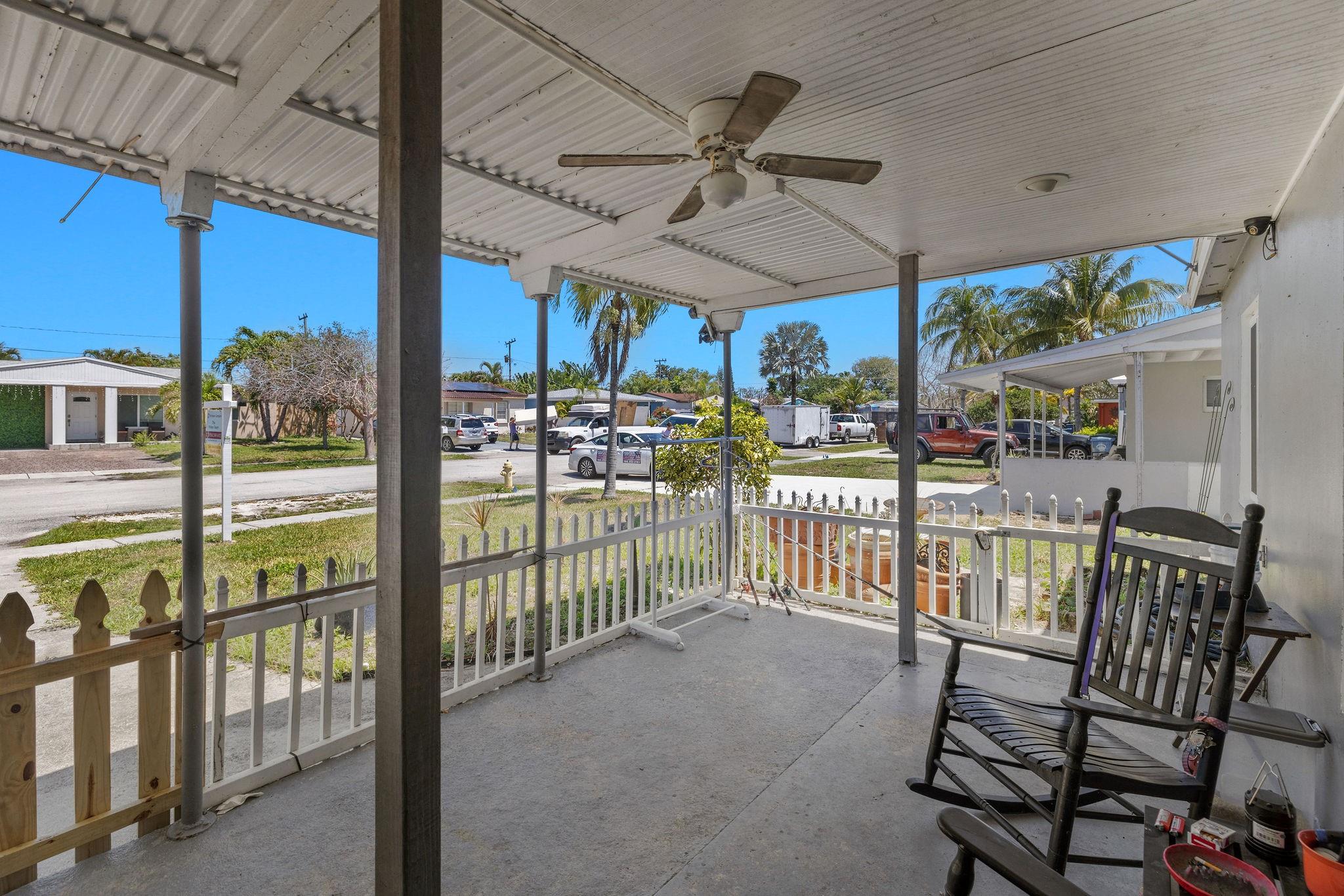 220 NW 55th St