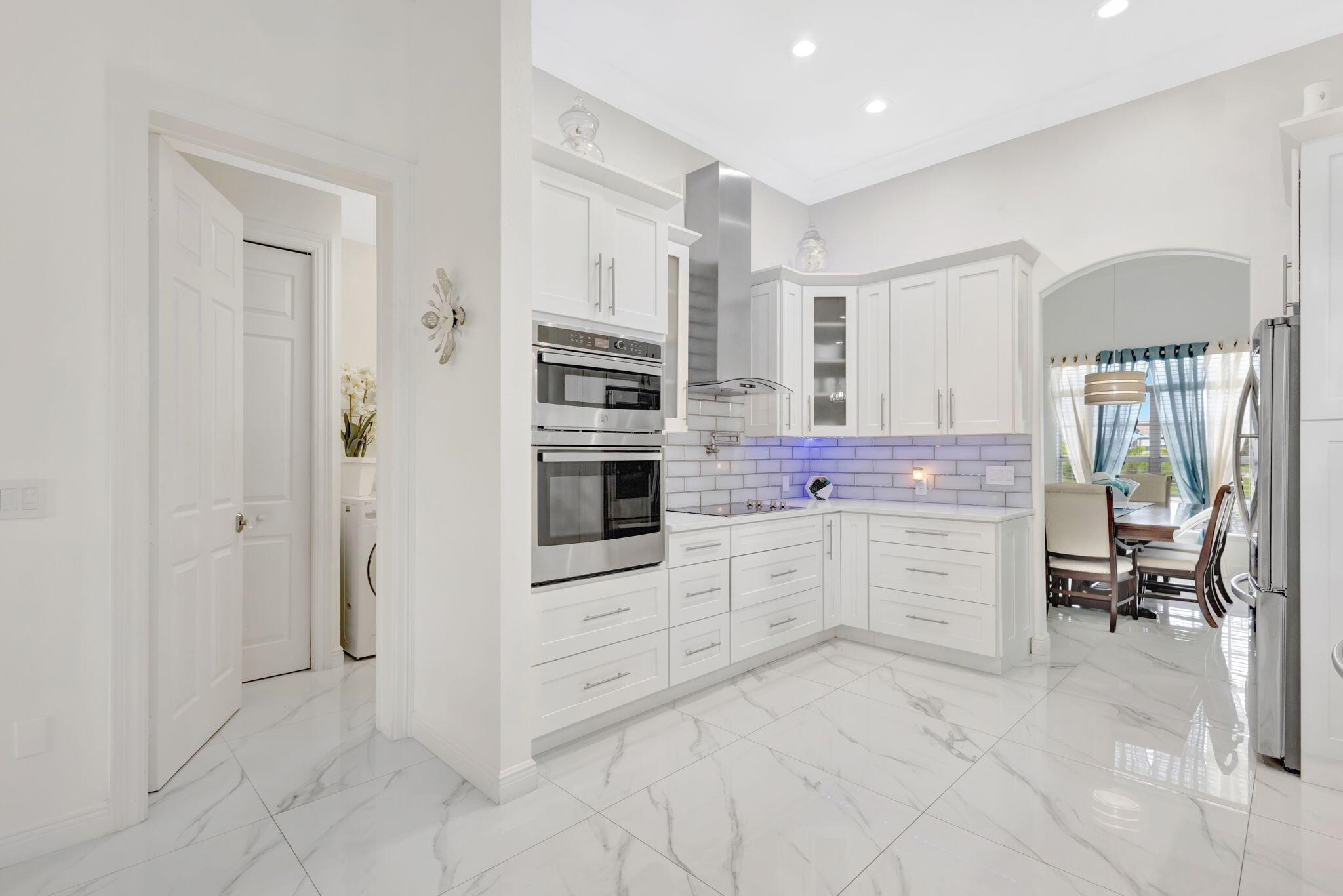 PORT ST LUCIE SECTION 11 - Residential