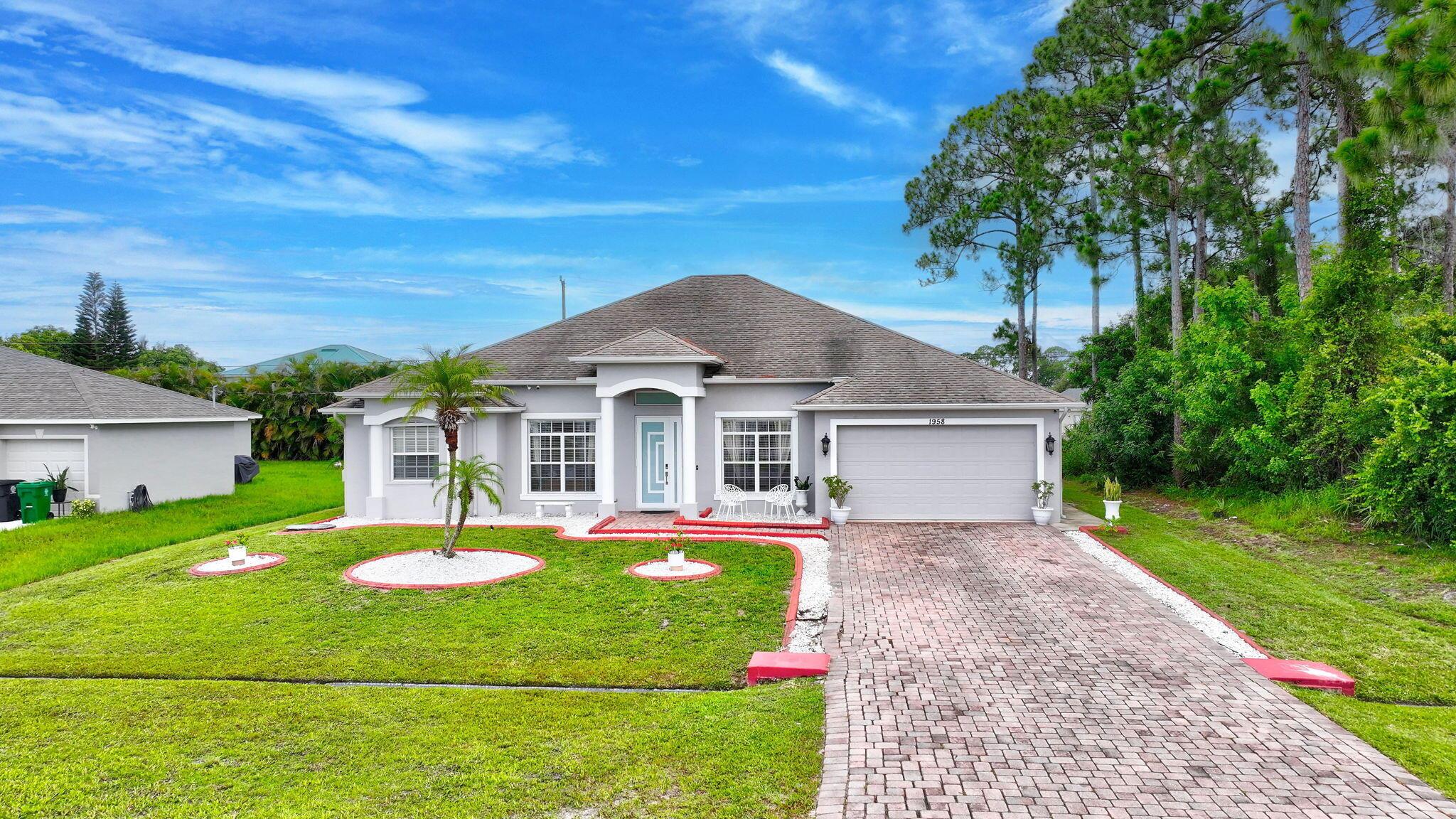 PORT ST LUCIE SECTION 11 - Residential