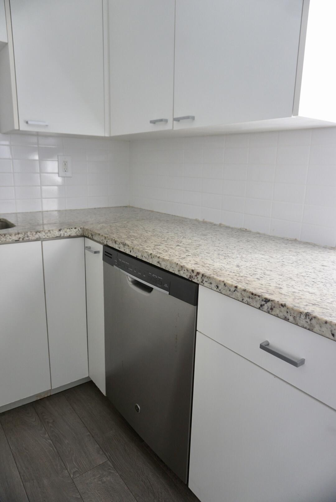 Kings Point Burgundy Condos - Residential