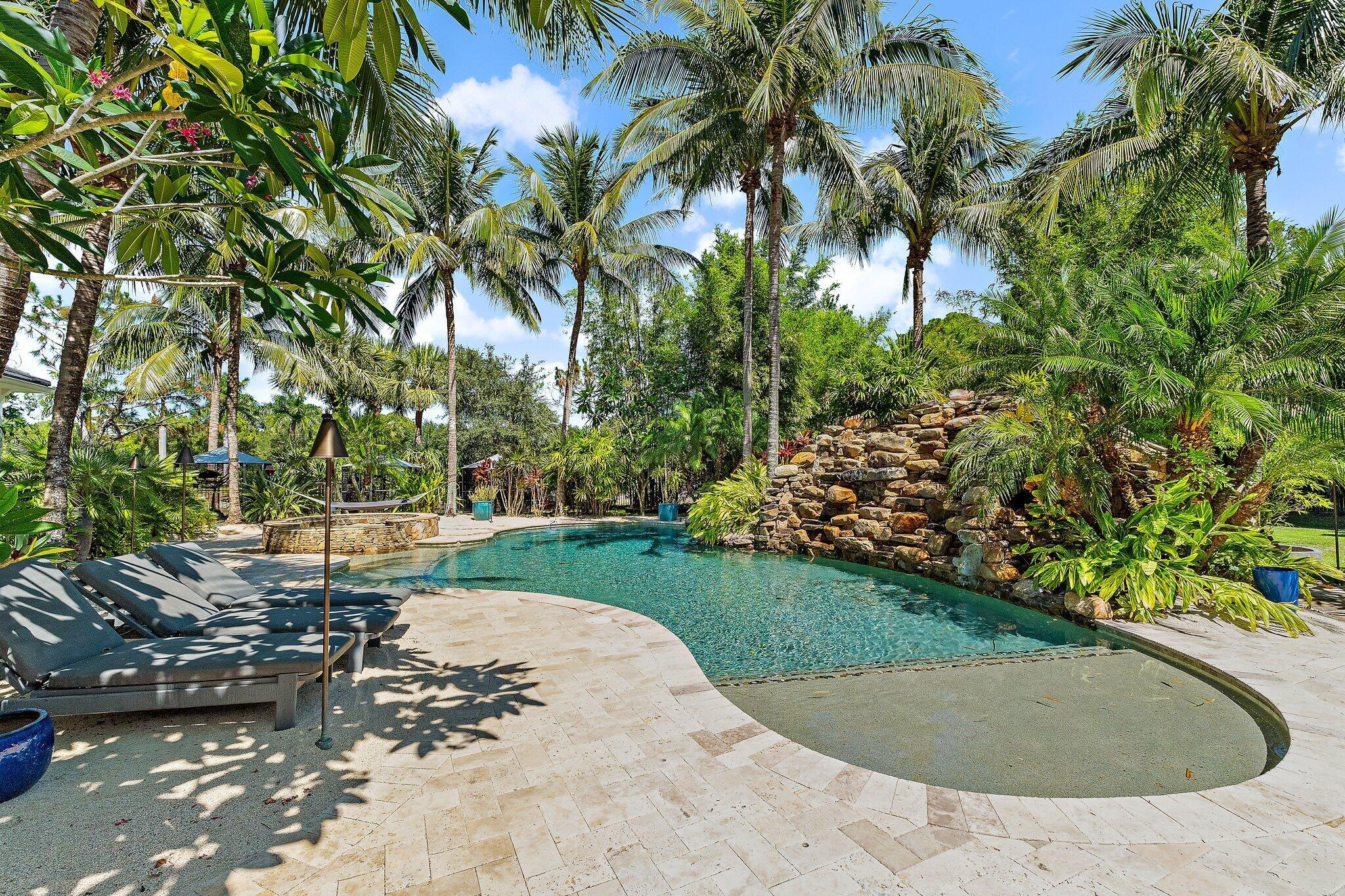 JUPITER EQUESTRIAN ESTATE - Residential