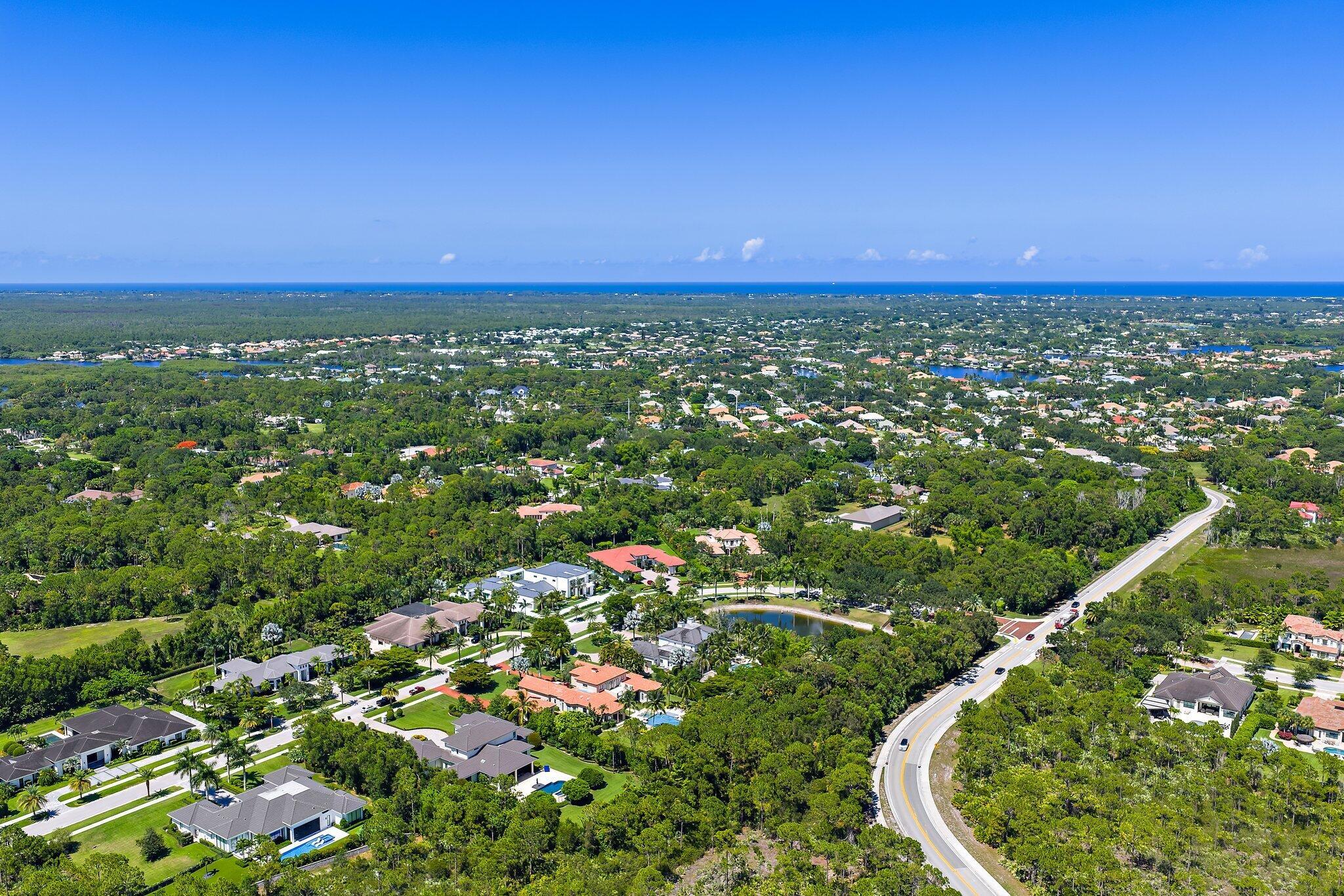 JUPITER EQUESTRIAN ESTATE - Residential