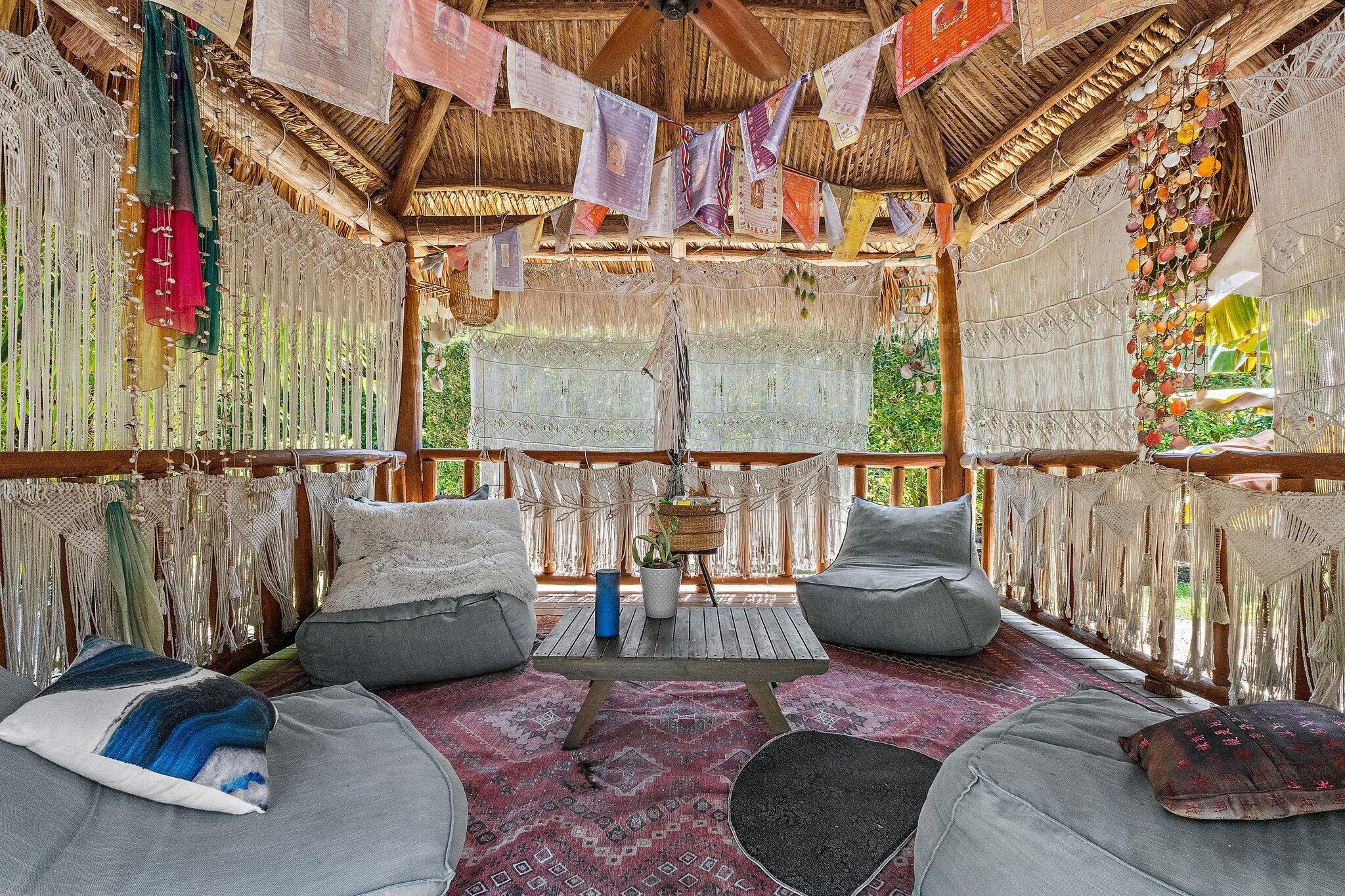 JUPITER EQUESTRIAN ESTATE - Residential