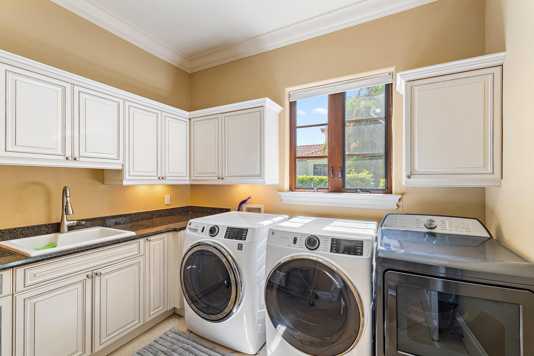 JUPITER EQUESTRIAN ESTATE - Residential