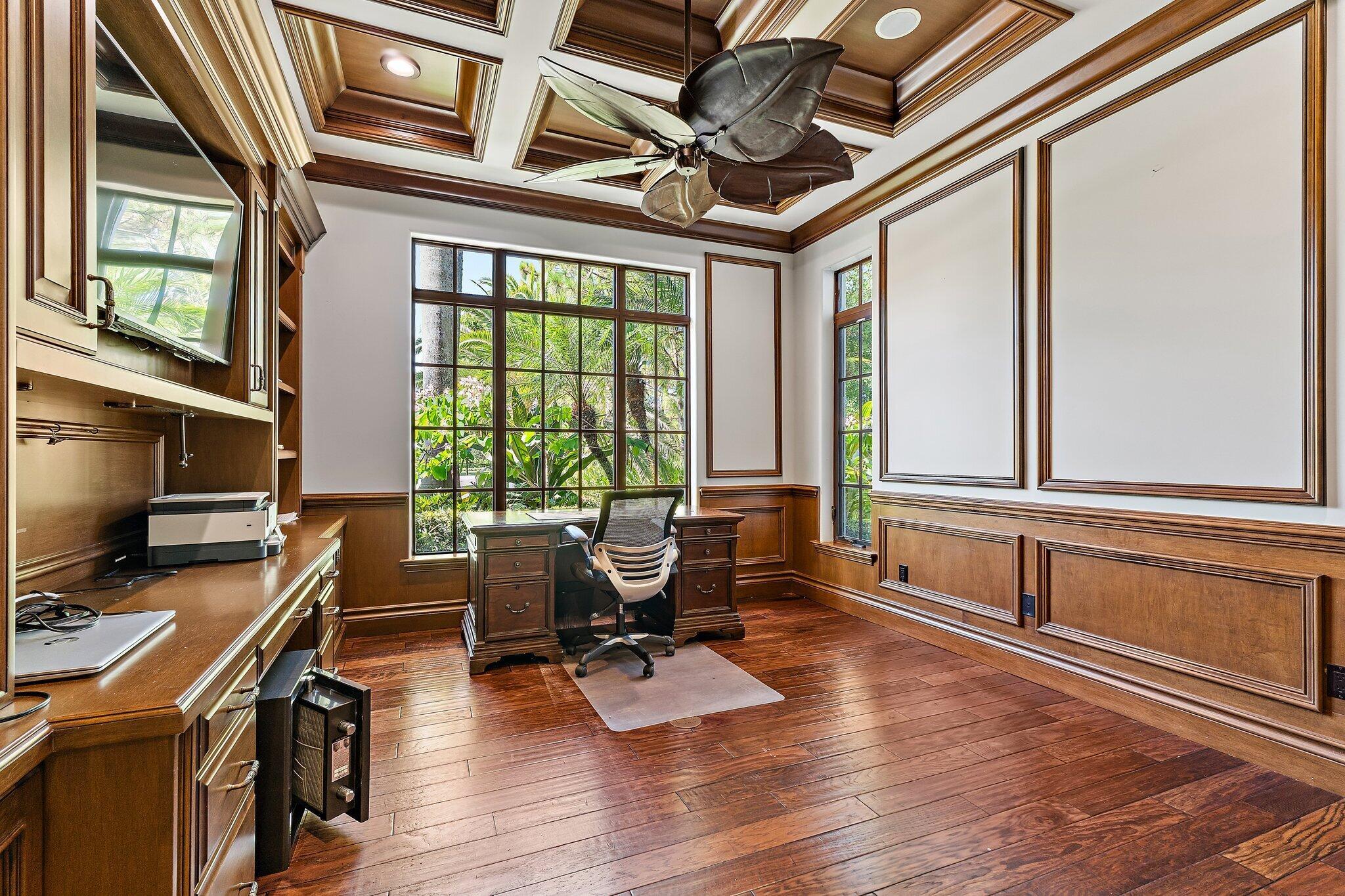 JUPITER EQUESTRIAN ESTATE - Residential