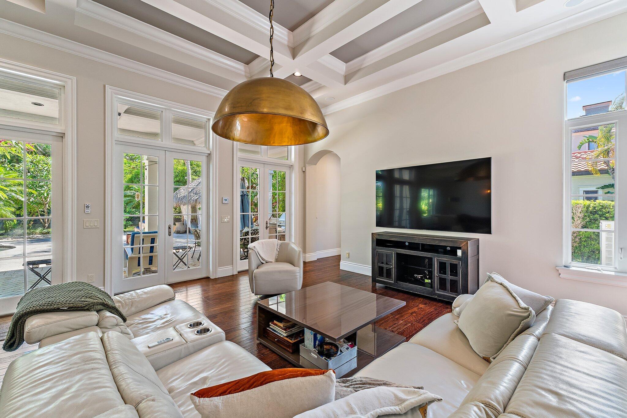 JUPITER EQUESTRIAN ESTATE - Residential