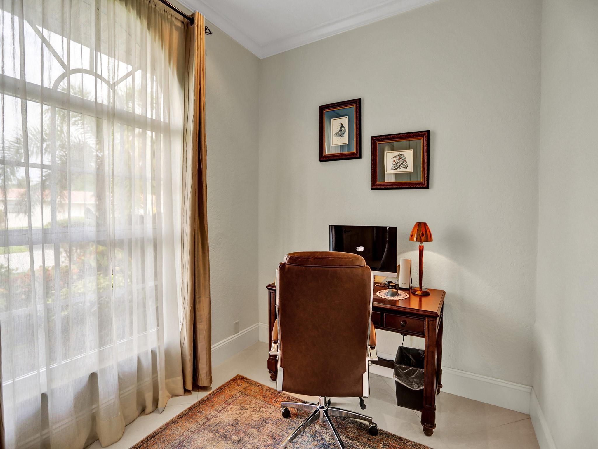 Lake Placid 35-23 B - Residential