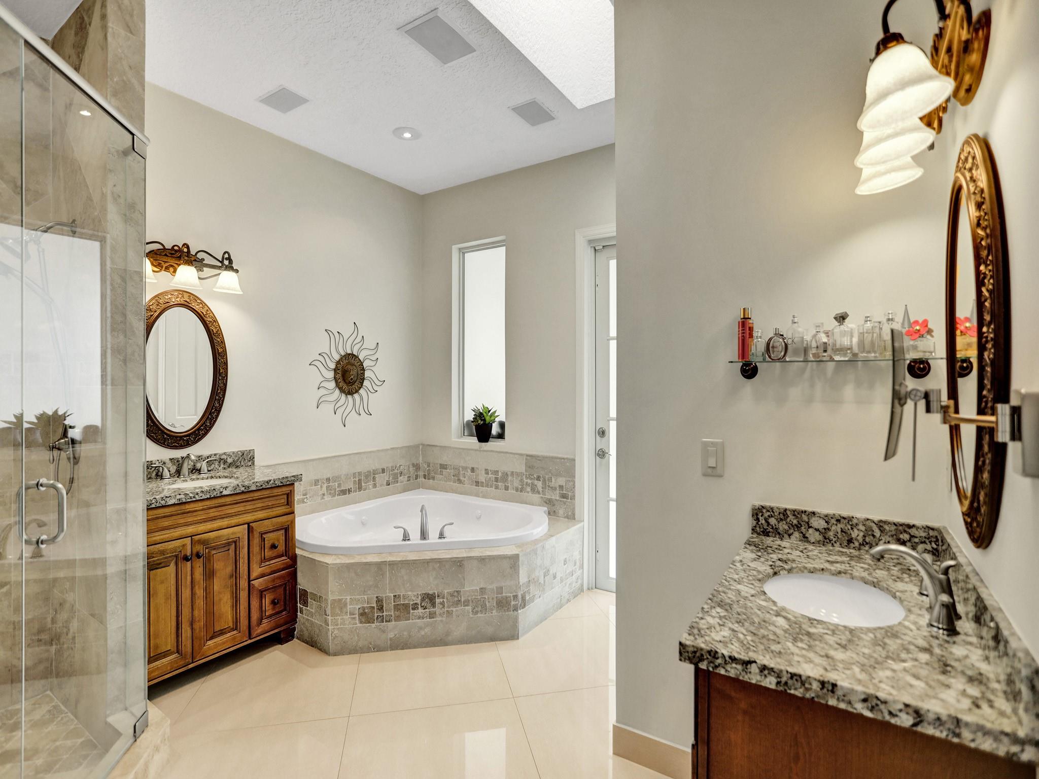 Lake Placid 35-23 B - Residential