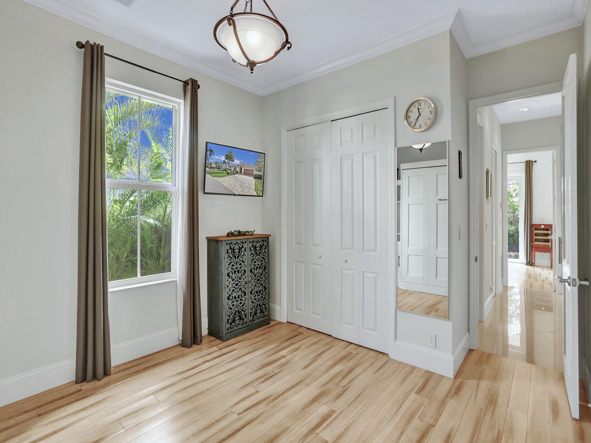 Lake Placid 35-23 B - Residential