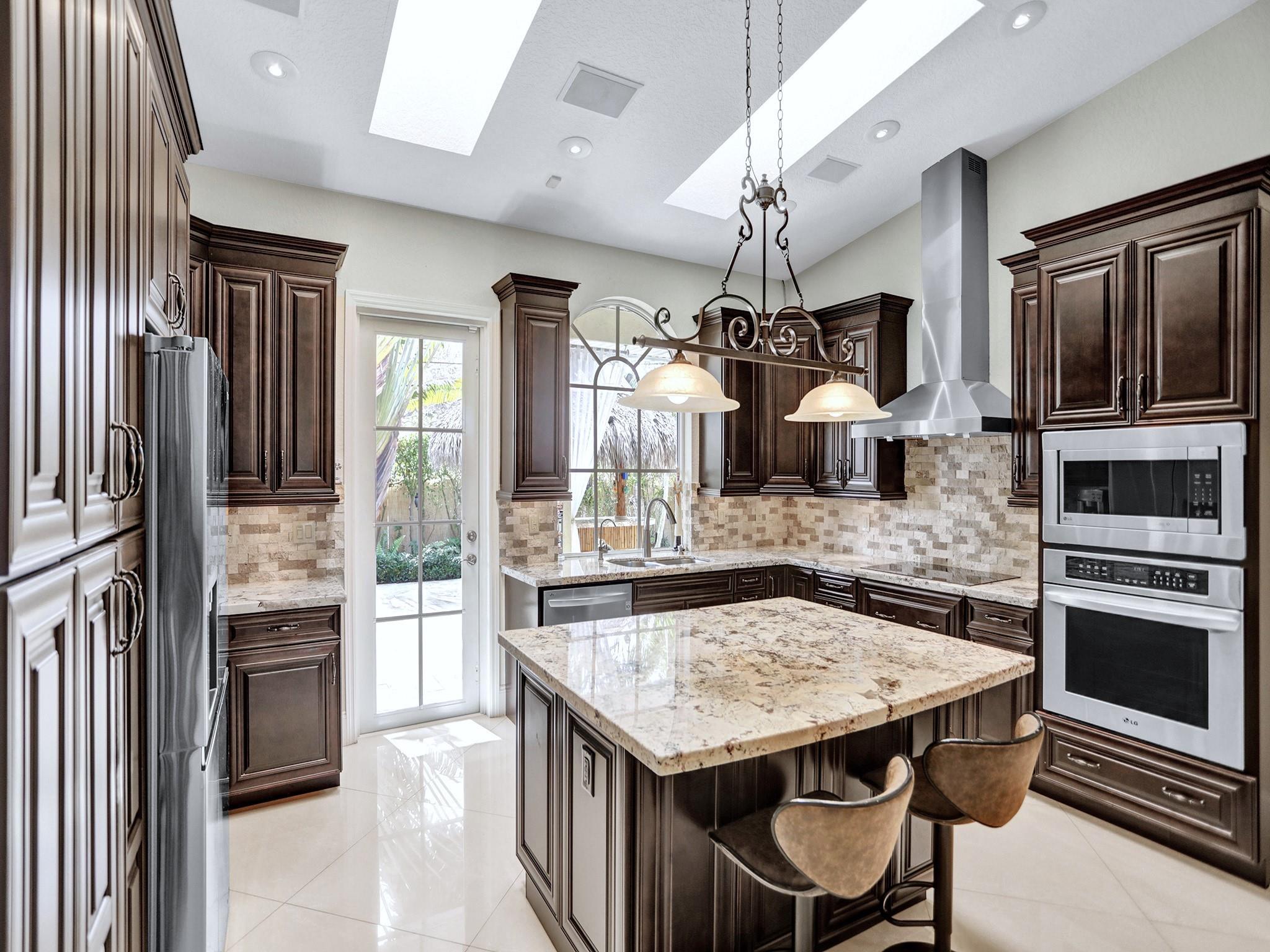 Lake Placid 35-23 B - Residential
