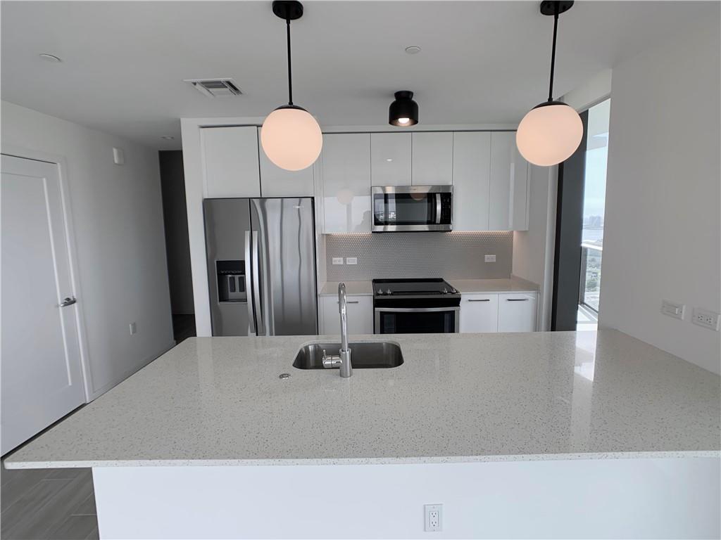 GIO MIDTOWN - Residential Lease