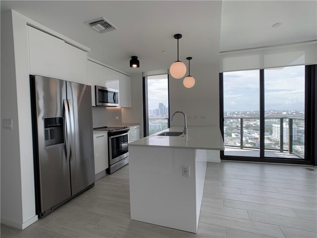 GIO MIDTOWN - Residential Lease