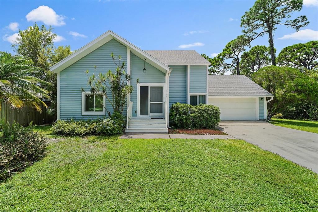 Photo of 17999 Anchor Drive Dr, Jupiter, FL 33458 (MLS # R10739321)