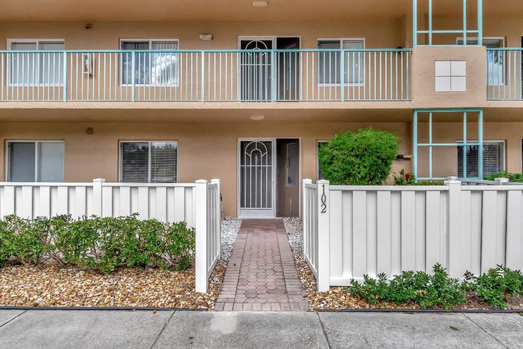 Photo of 5749 Gemstone Court #102, Boynton Beach, FL 33437 (MLS # R10986596)