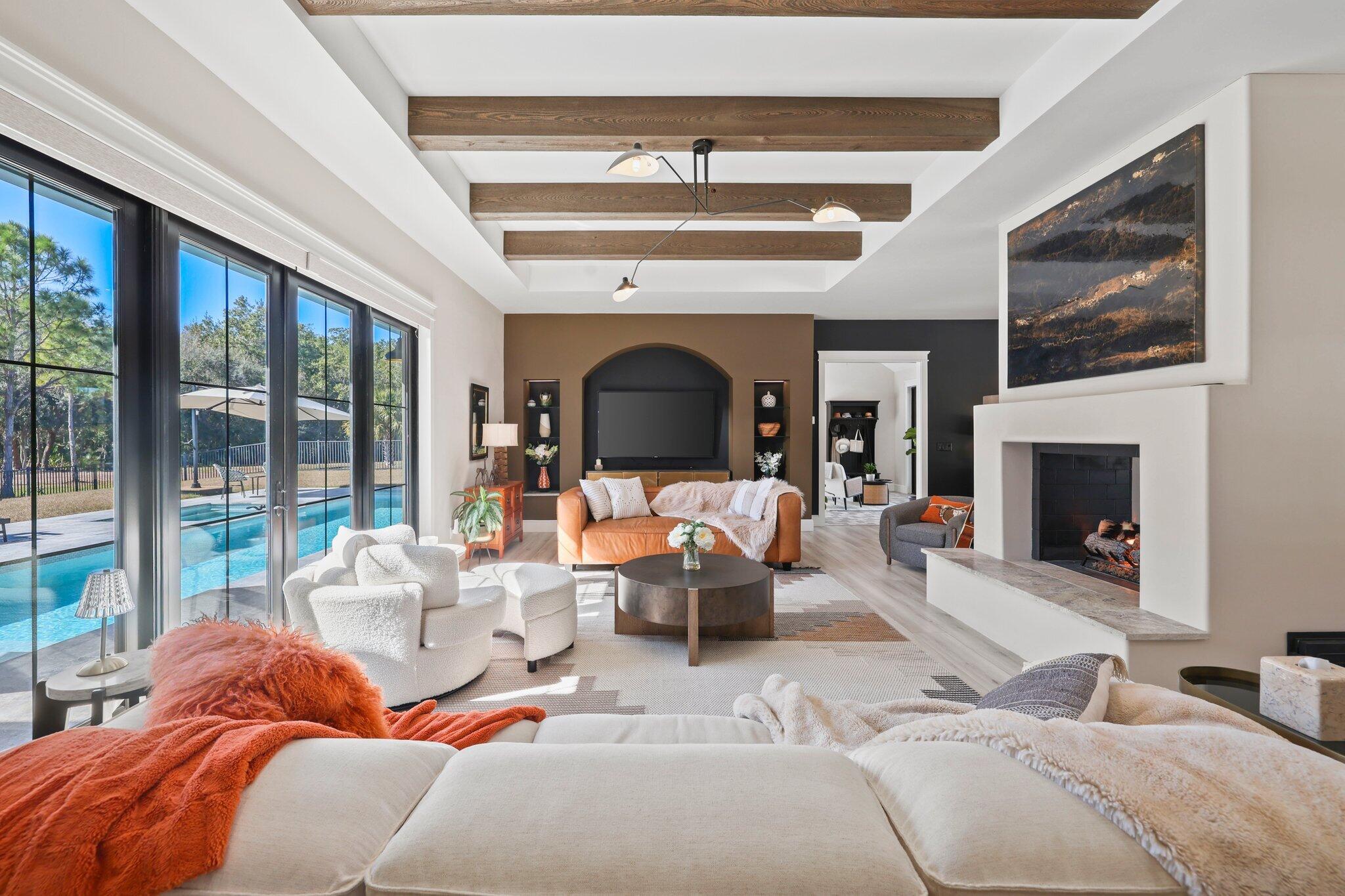 BRIDLEWOOD RANCHES - Residential