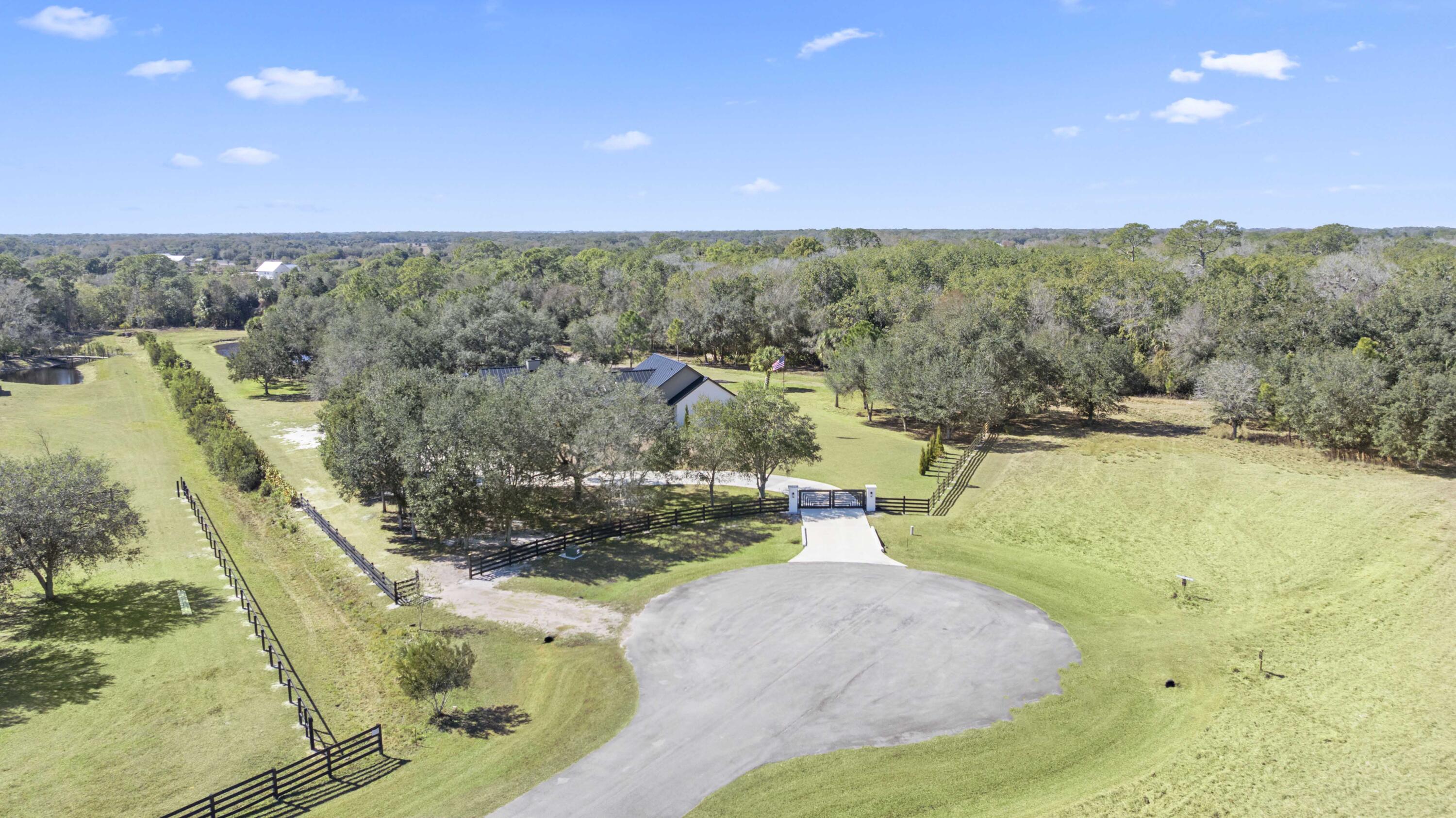 BRIDLEWOOD RANCHES - Residential