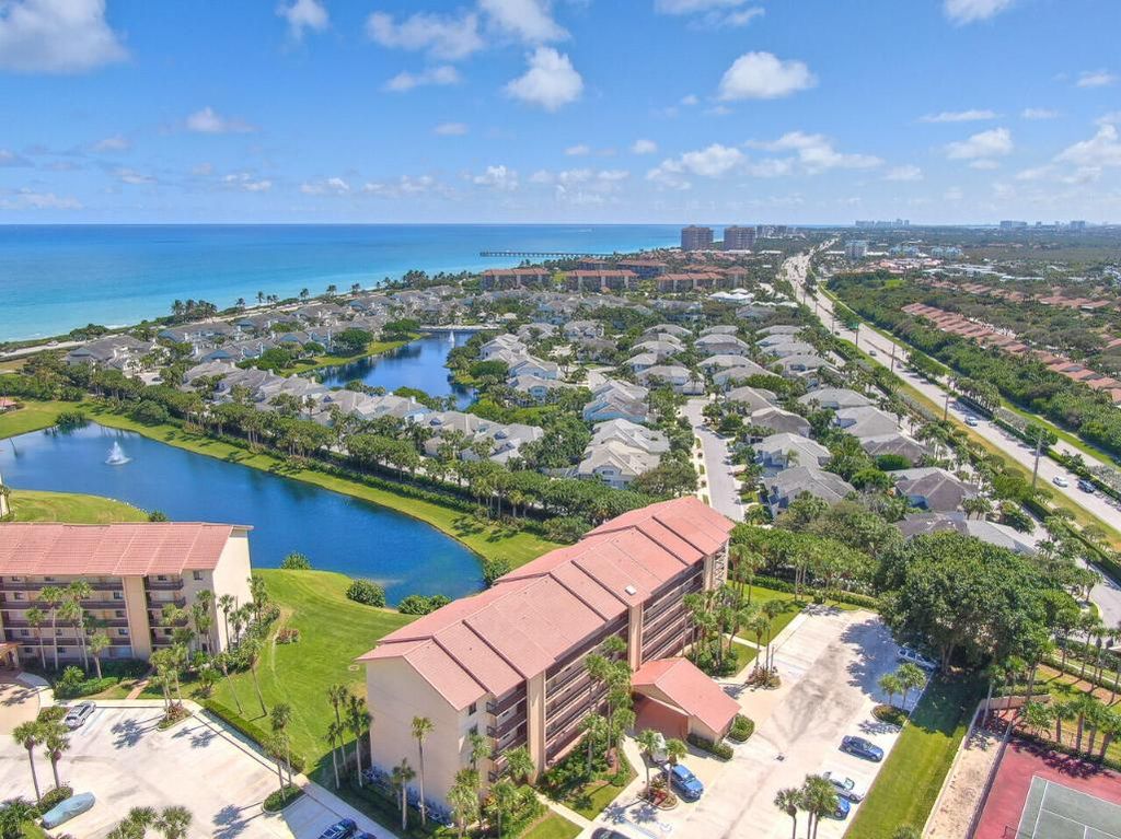 Photo of 301 S Seas Drive #305, Jupiter, FL 33477 (MLS # R11153668)