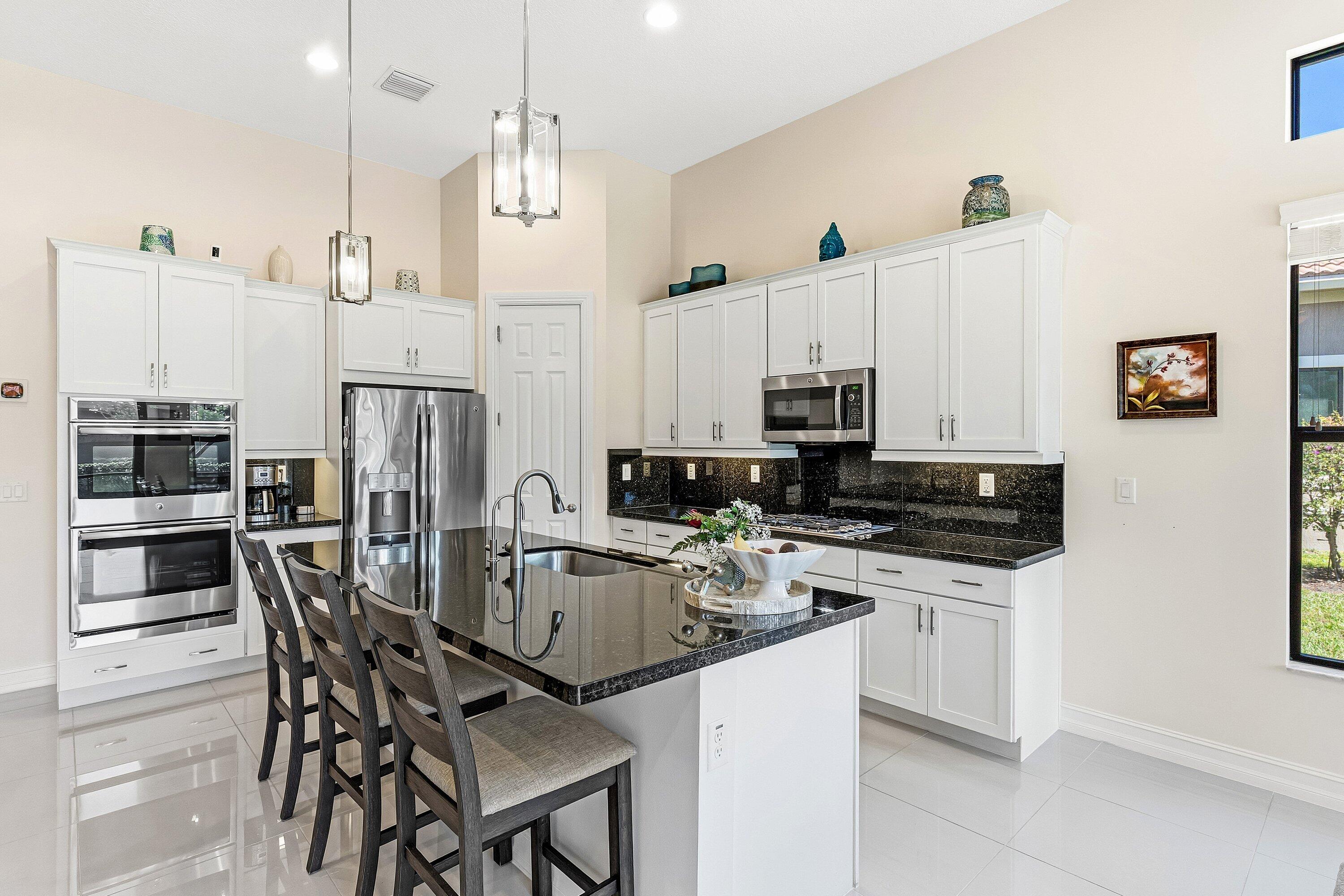 PARKLAND ROYALE - Residential