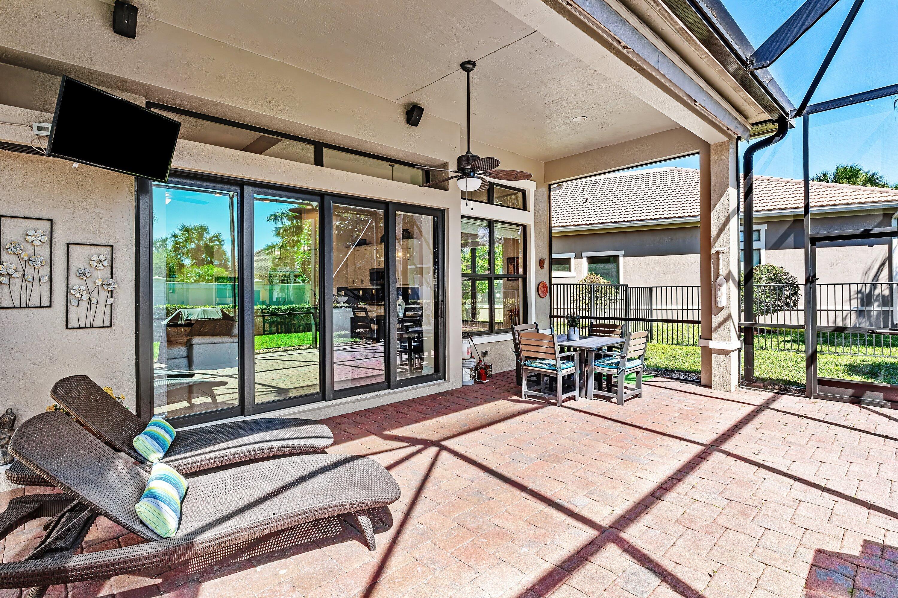 PARKLAND ROYALE - Residential