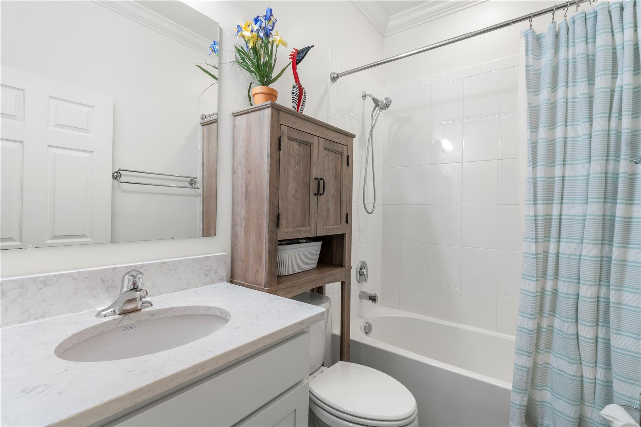 Pointe West East Village, - Residential