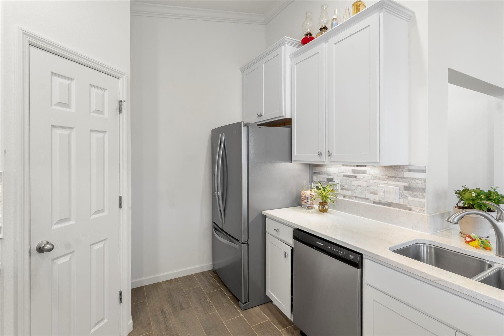 Pointe West East Village, - Residential