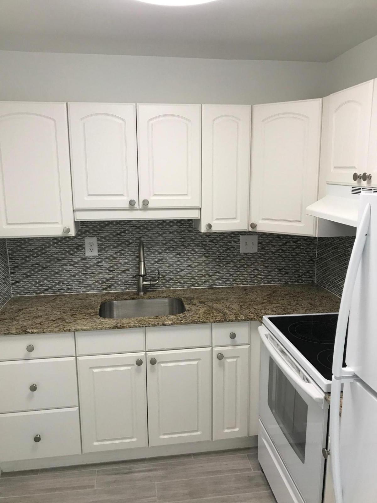 RIVER SHORES CONDO - Residential Lease