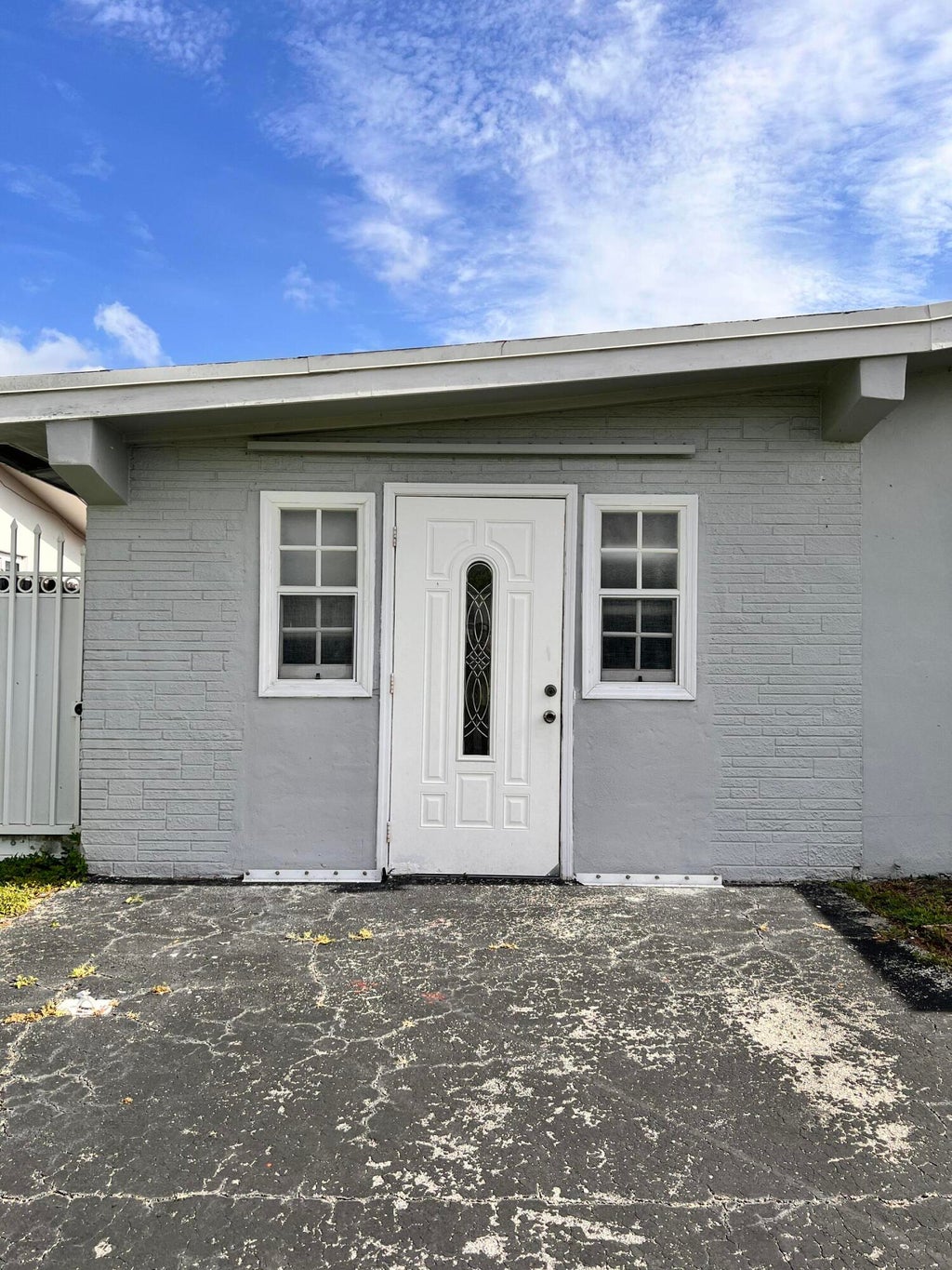 Photo of 8671 NW 16TH Street, Pembroke Pines, FL 33024 (MLS # B26058993)