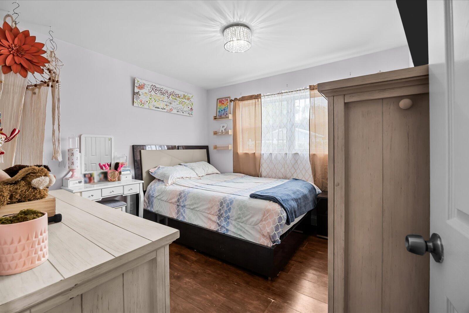 TROPIC VISTA - Residential