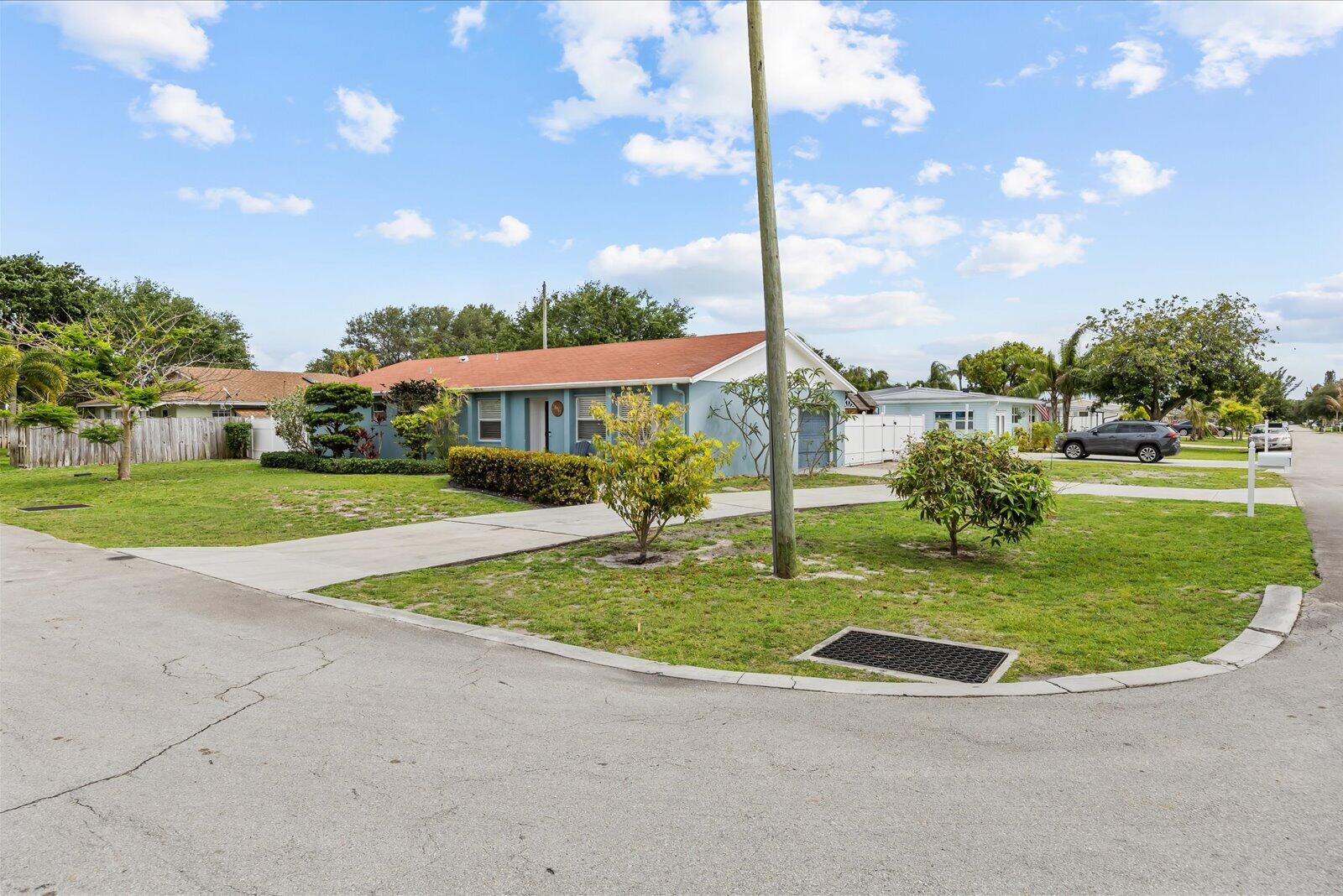 TROPIC VISTA - Residential