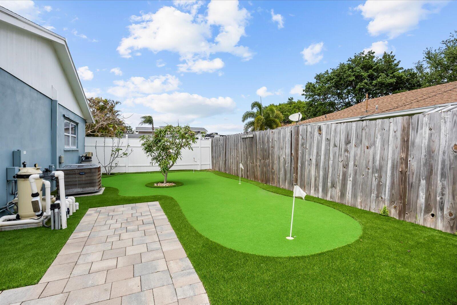 TROPIC VISTA - Residential