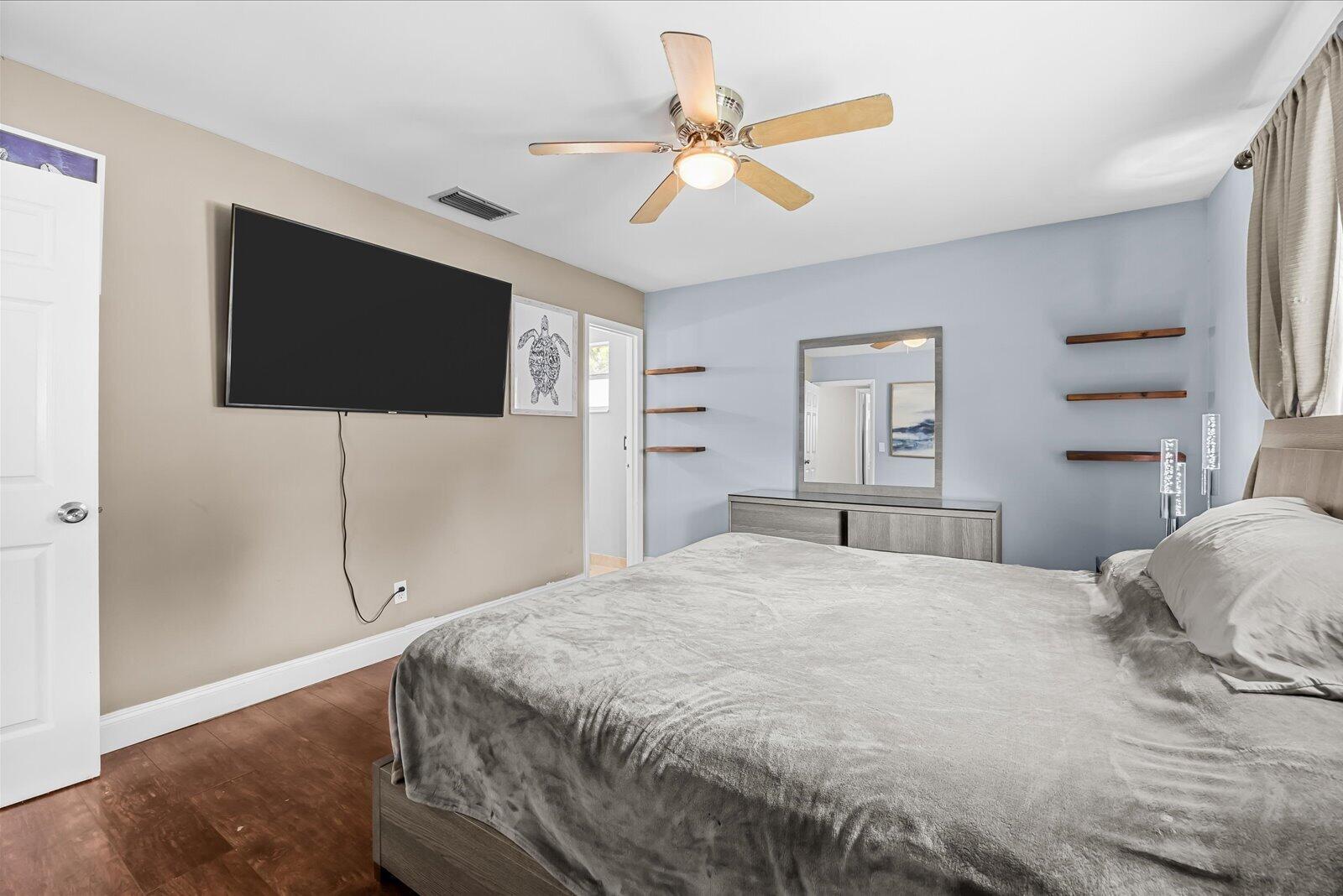 TROPIC VISTA - Residential