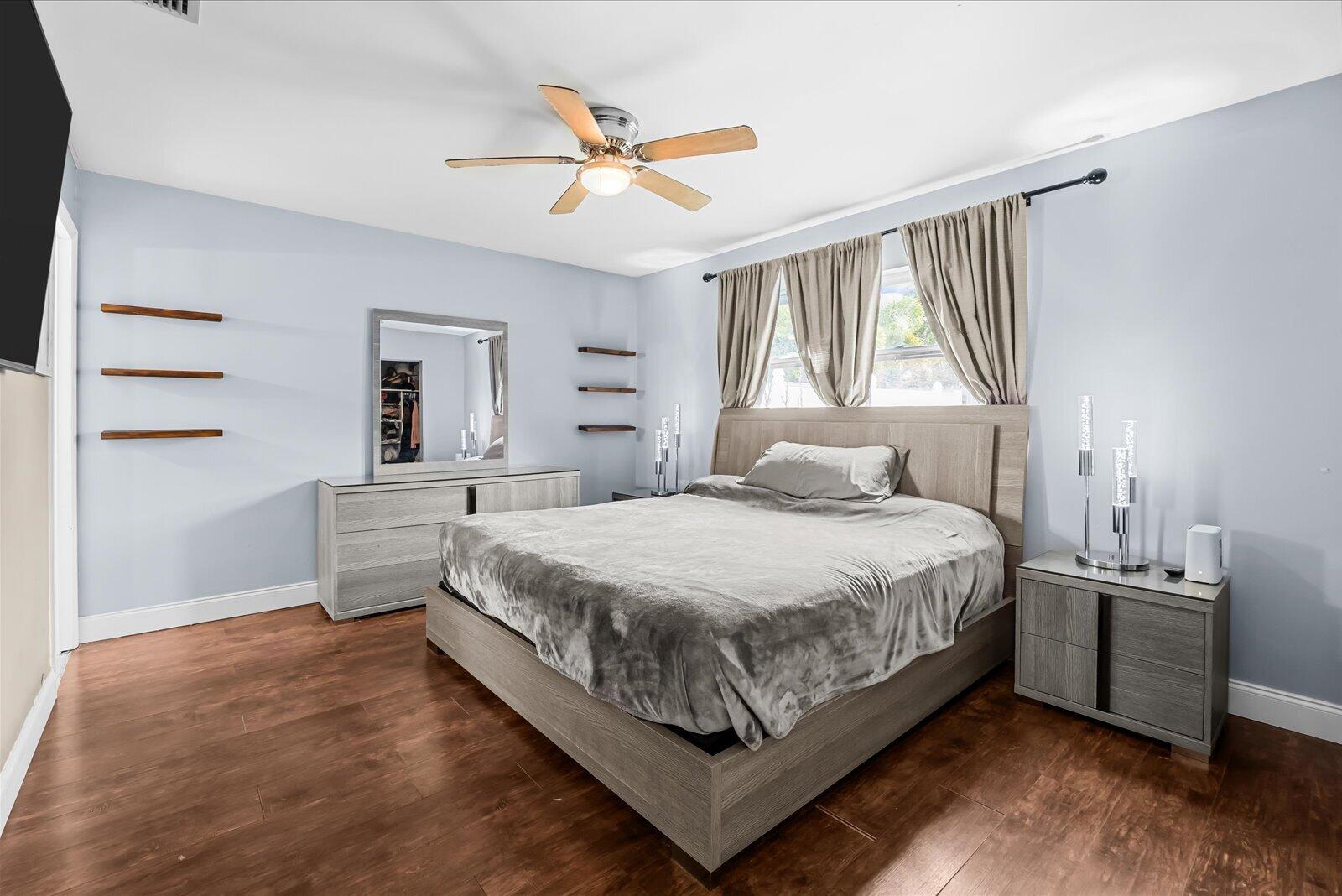 TROPIC VISTA - Residential