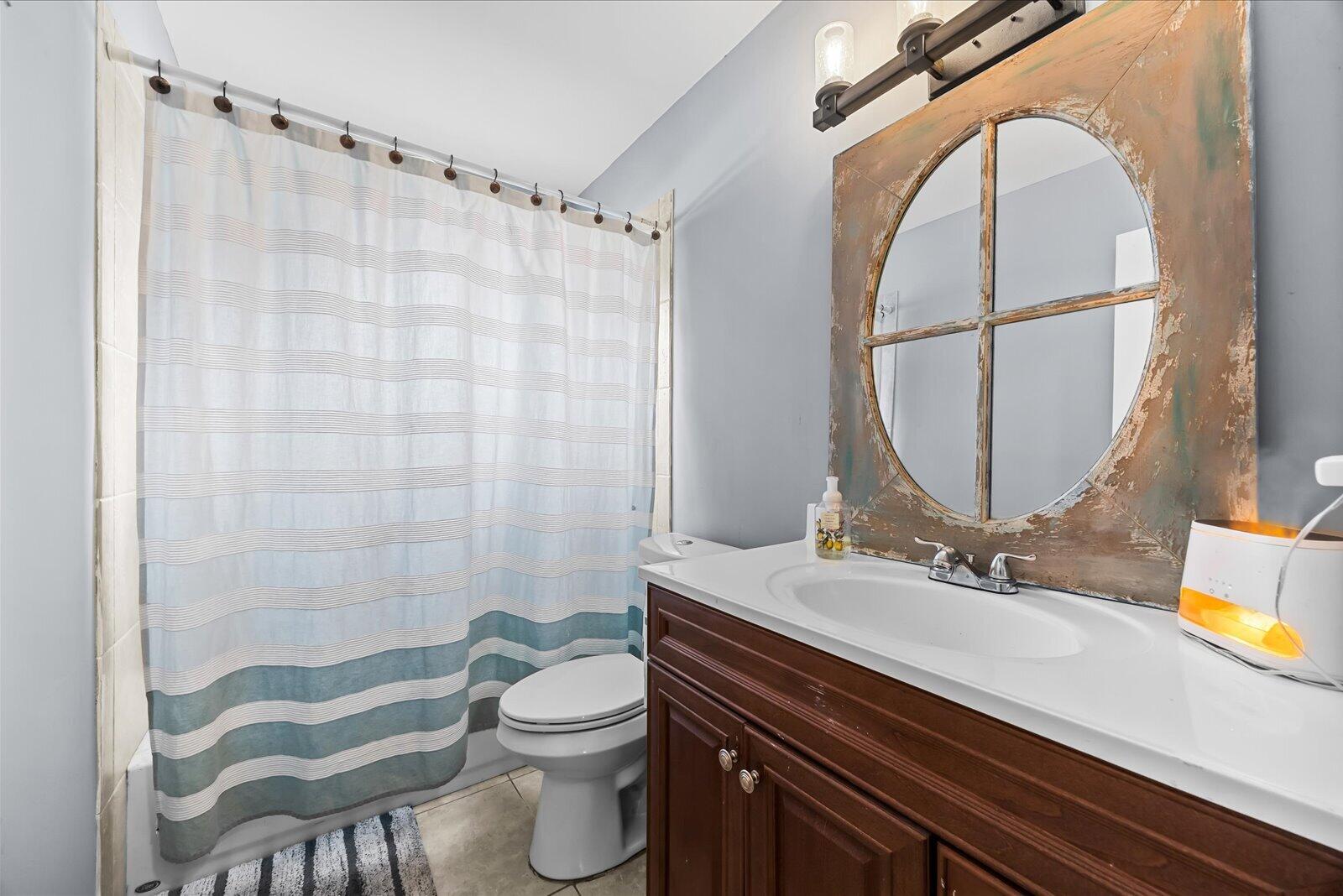 TROPIC VISTA - Residential