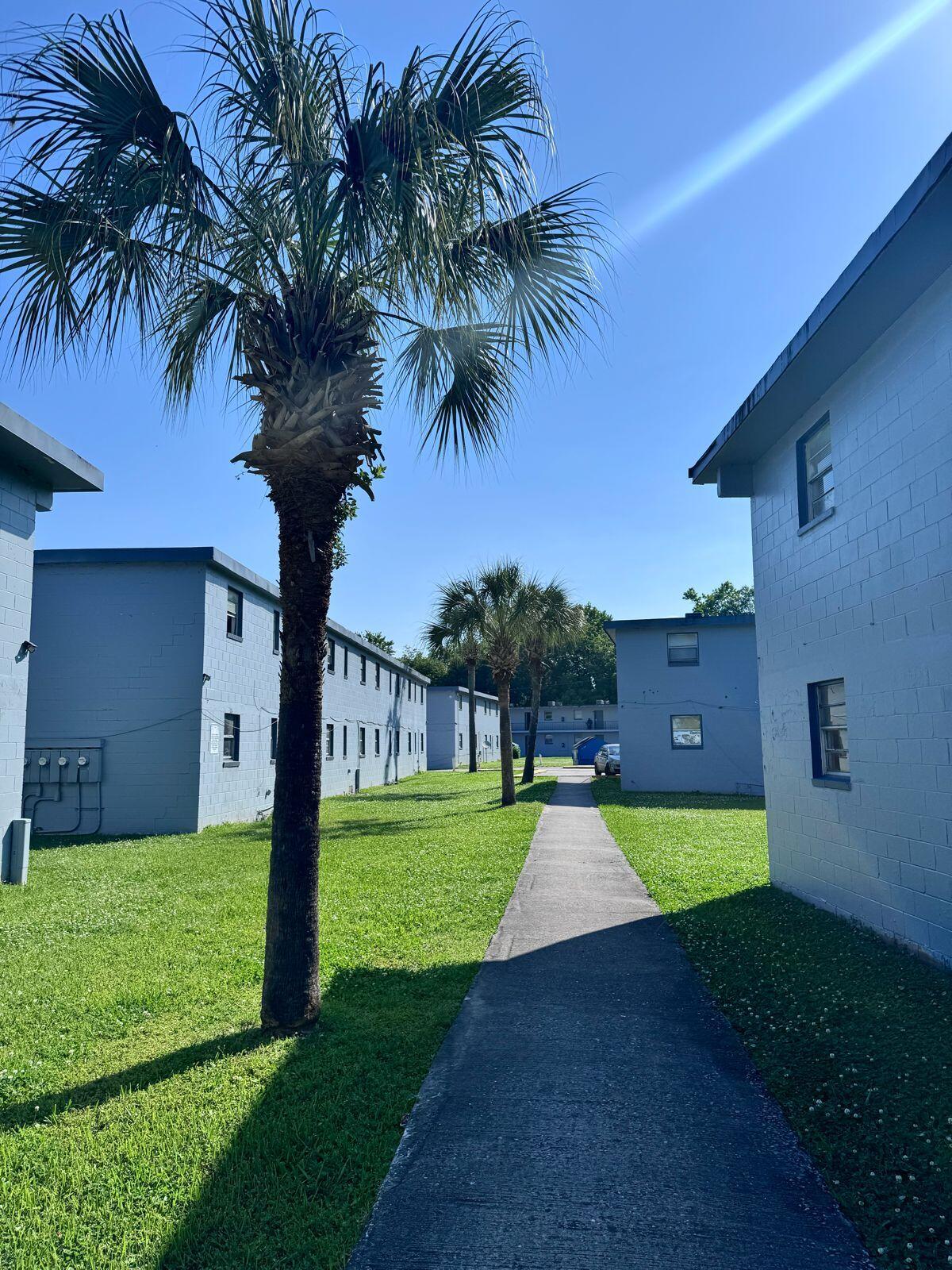 BILTMORE NO 05 - Residential Lease