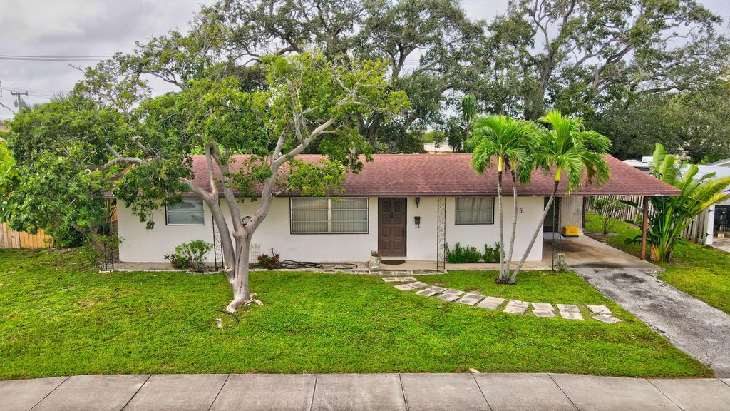Photo of 65 NW 12th Avenue, Boca Raton, FL 33486 (MLS # R11035548)